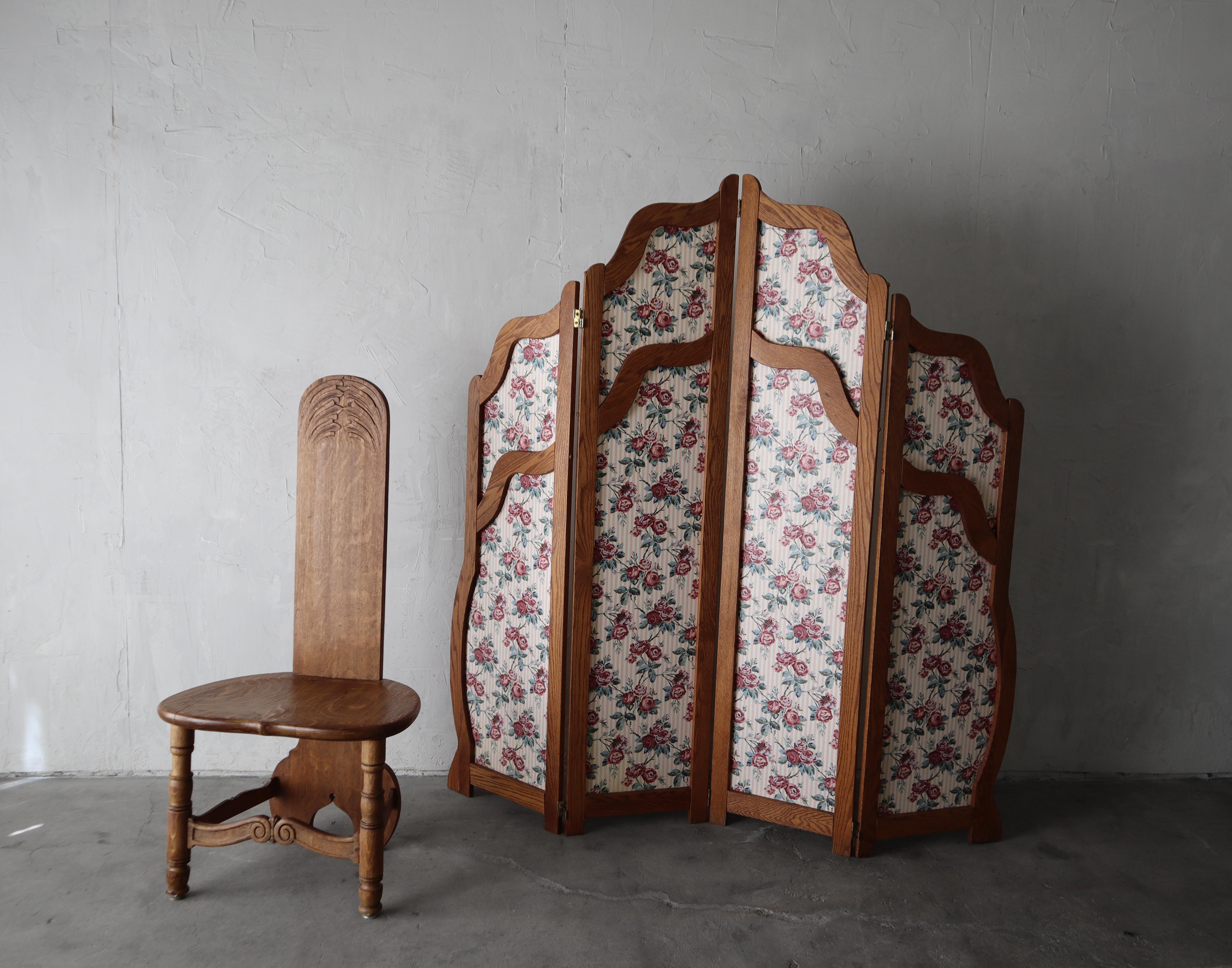 Antique Carved French Oak Corner Chair In Good Condition For Sale In Las Vegas, NV