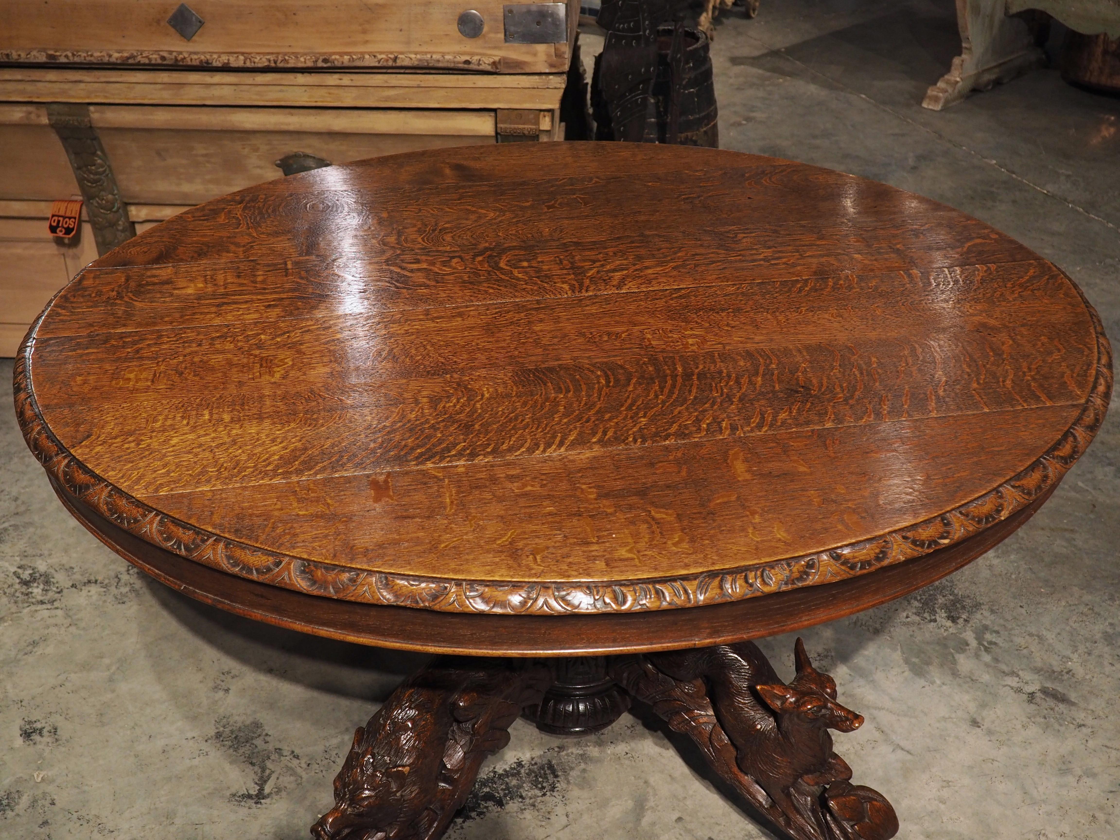 hunt table antique