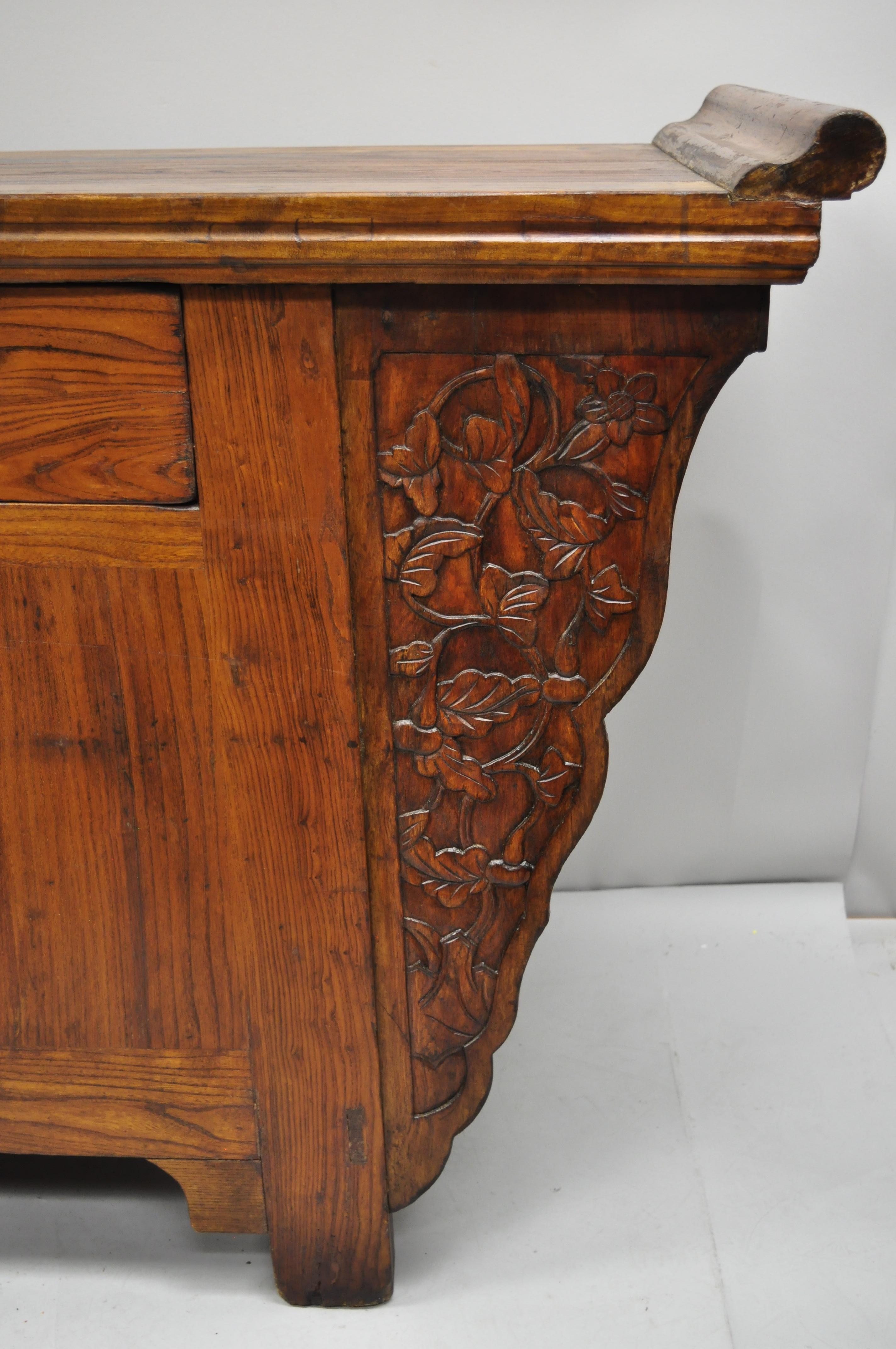 Antique Carved Hardwood Chinese Altar Console Table Sideboard Buffet Cabinet In Good Condition For Sale In Philadelphia, PA