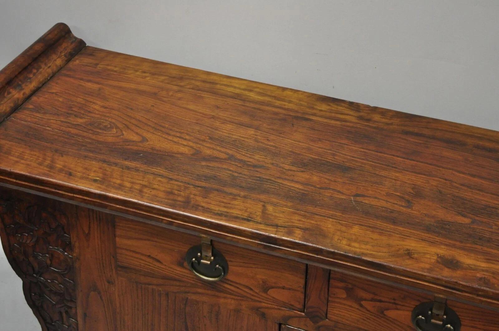 Antique Carved Hardwood Chinese Altar Console Table Sideboard Buffet Credenza (Glas) im Angebot