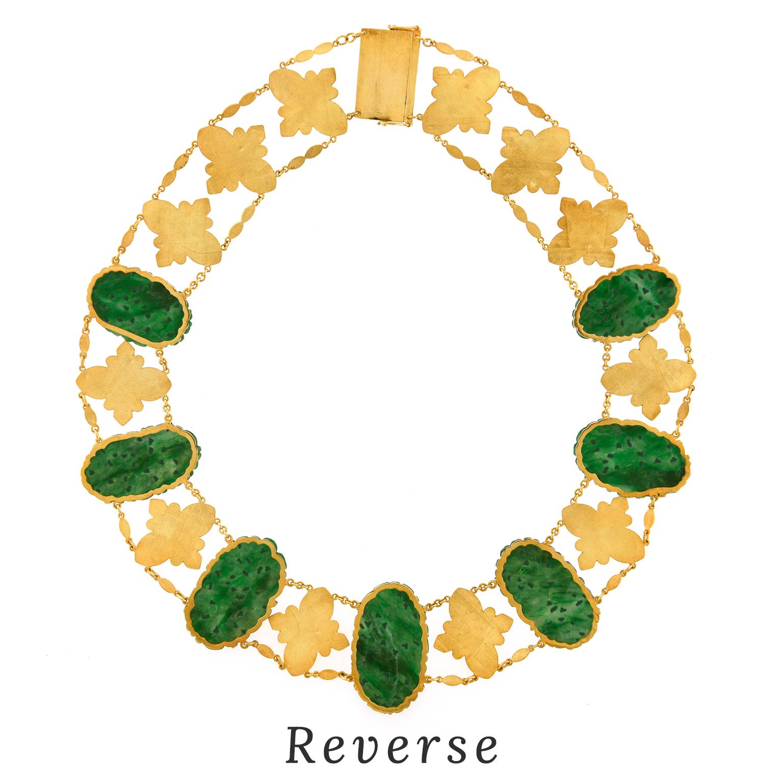 Antike geschnitzte Halskette aus Jade und Gold 14k im Angebot 1