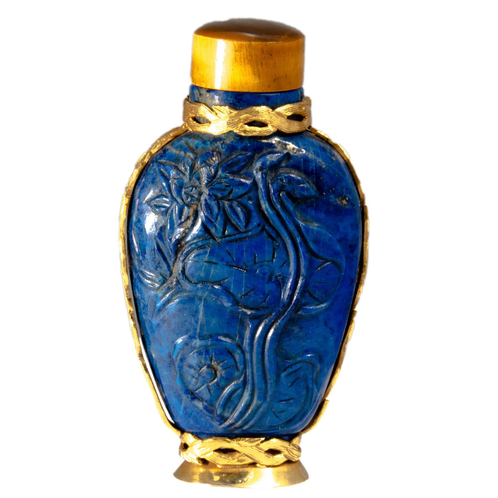 Antique Carved Lapis Lazuli 18K Gold and Wood Snuff Bottle For Sale