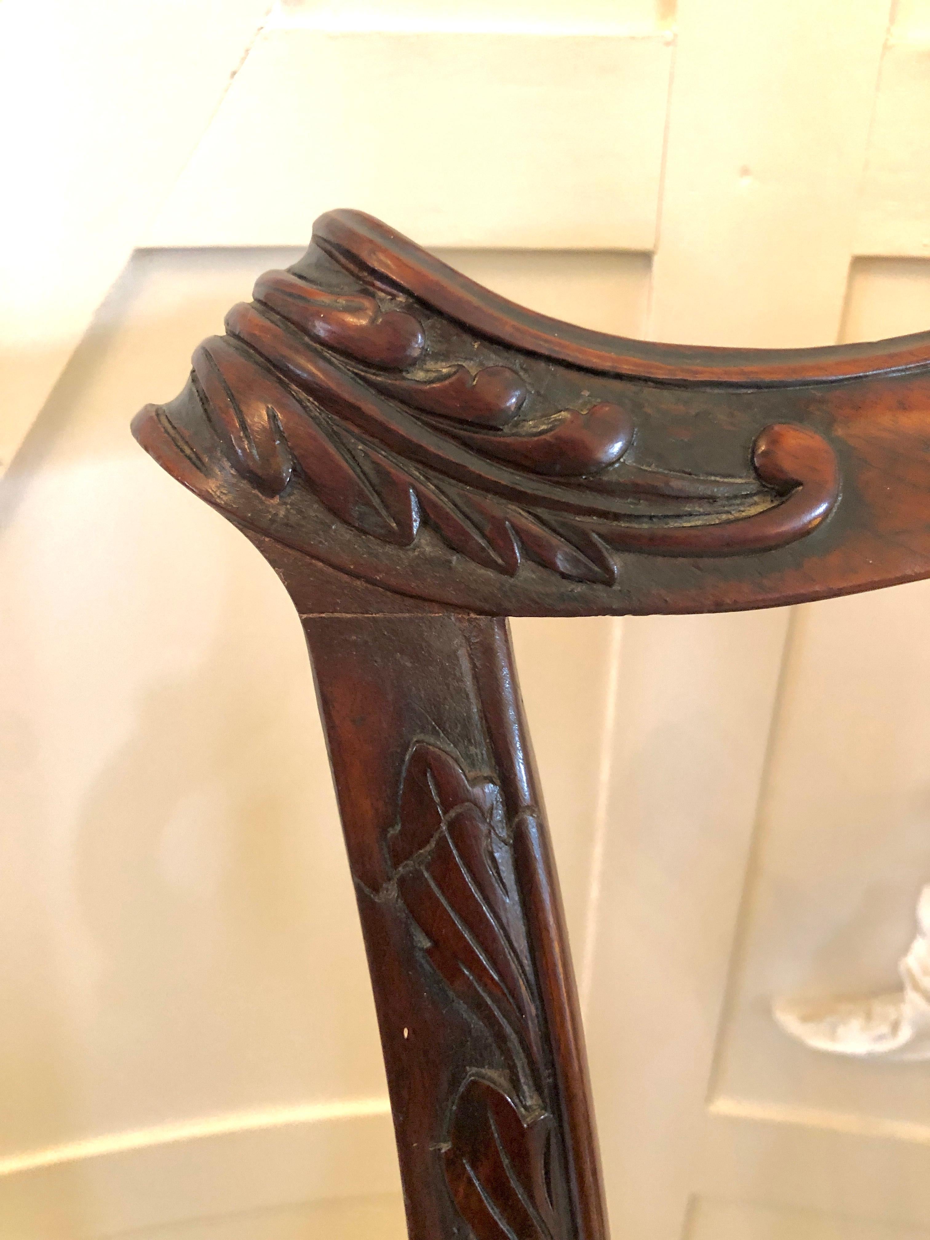 Antique Victorian Carved Mahogany Desk Chair In Good Condition For Sale In Suffolk, GB