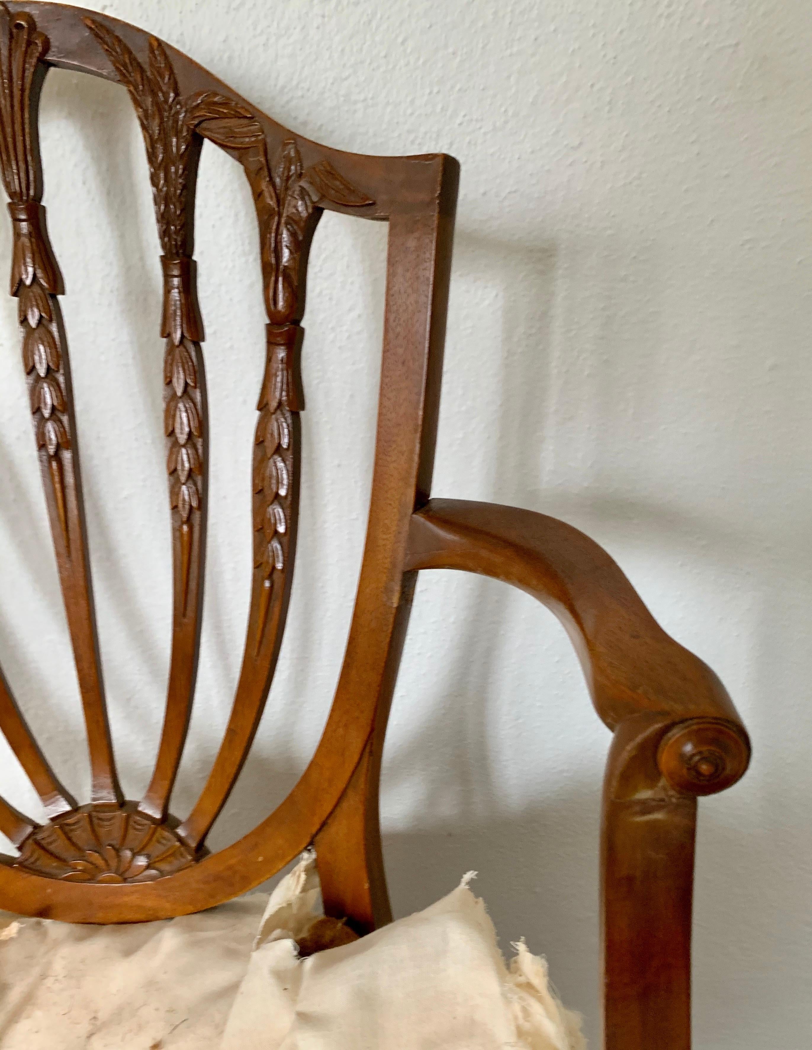 Mid-19th Century Antique Carved Mahogany Hepplewhite Wheat Shield Back Dining Chairs, circa 1840s