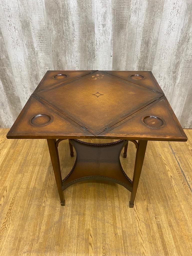 20th Century Vintage Theodore Alexander Mahogany Leather Game Table with 2 Chairs For Sale