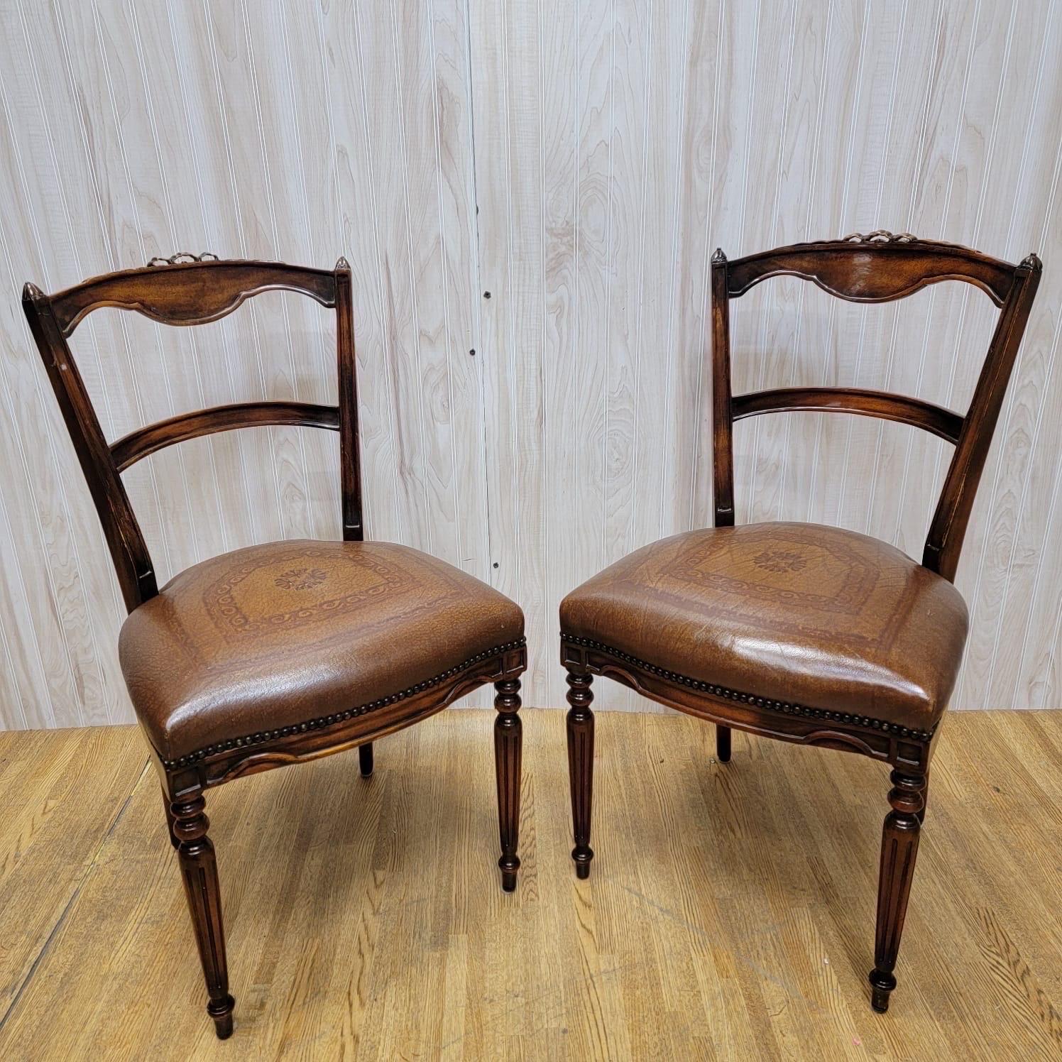 Vintage Theodore Alexander Mahogany Leather Game Table with 2 Chairs For Sale 2