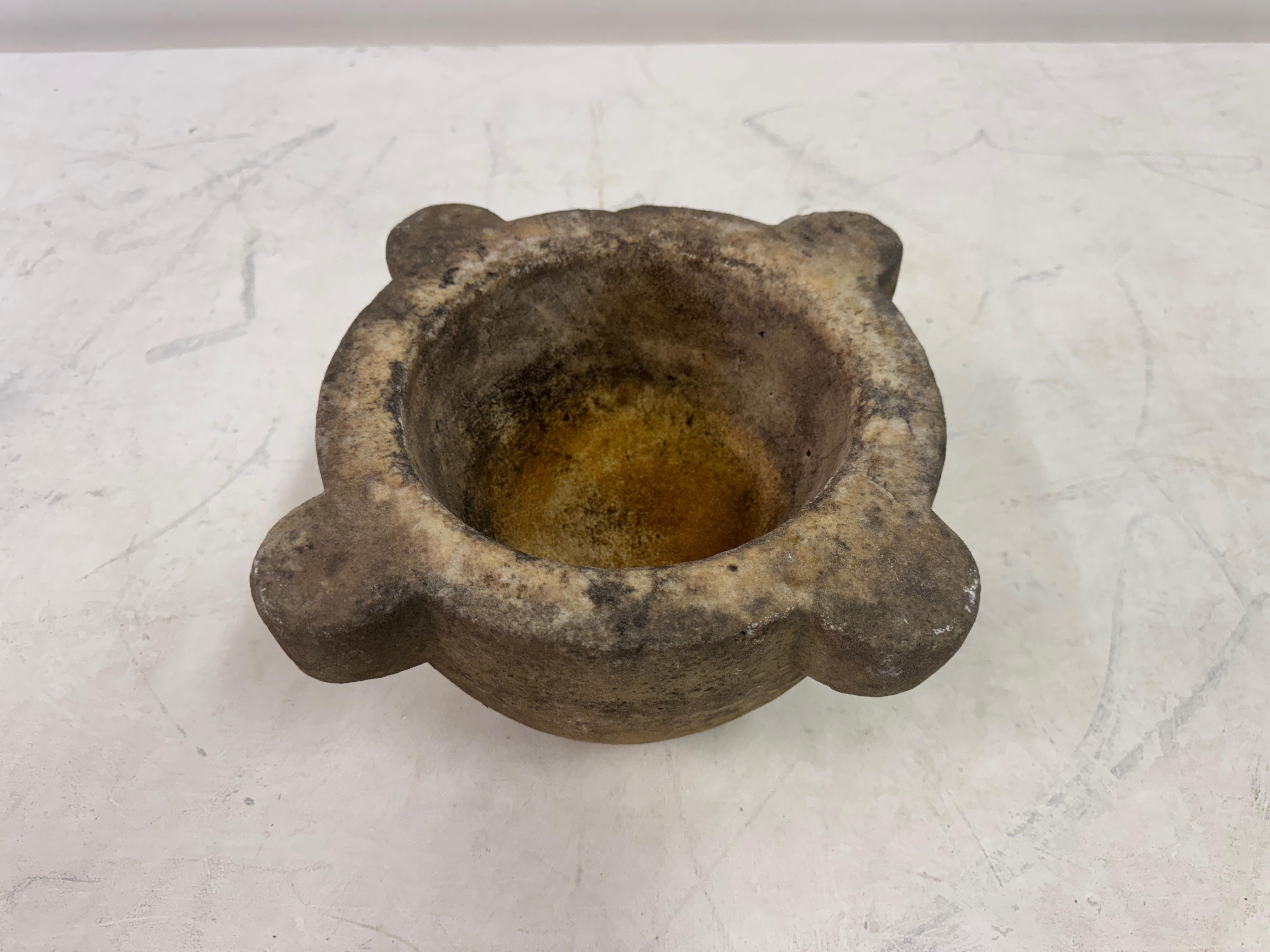 Antique Carved Mortar, 18th–19th Century en vente 2