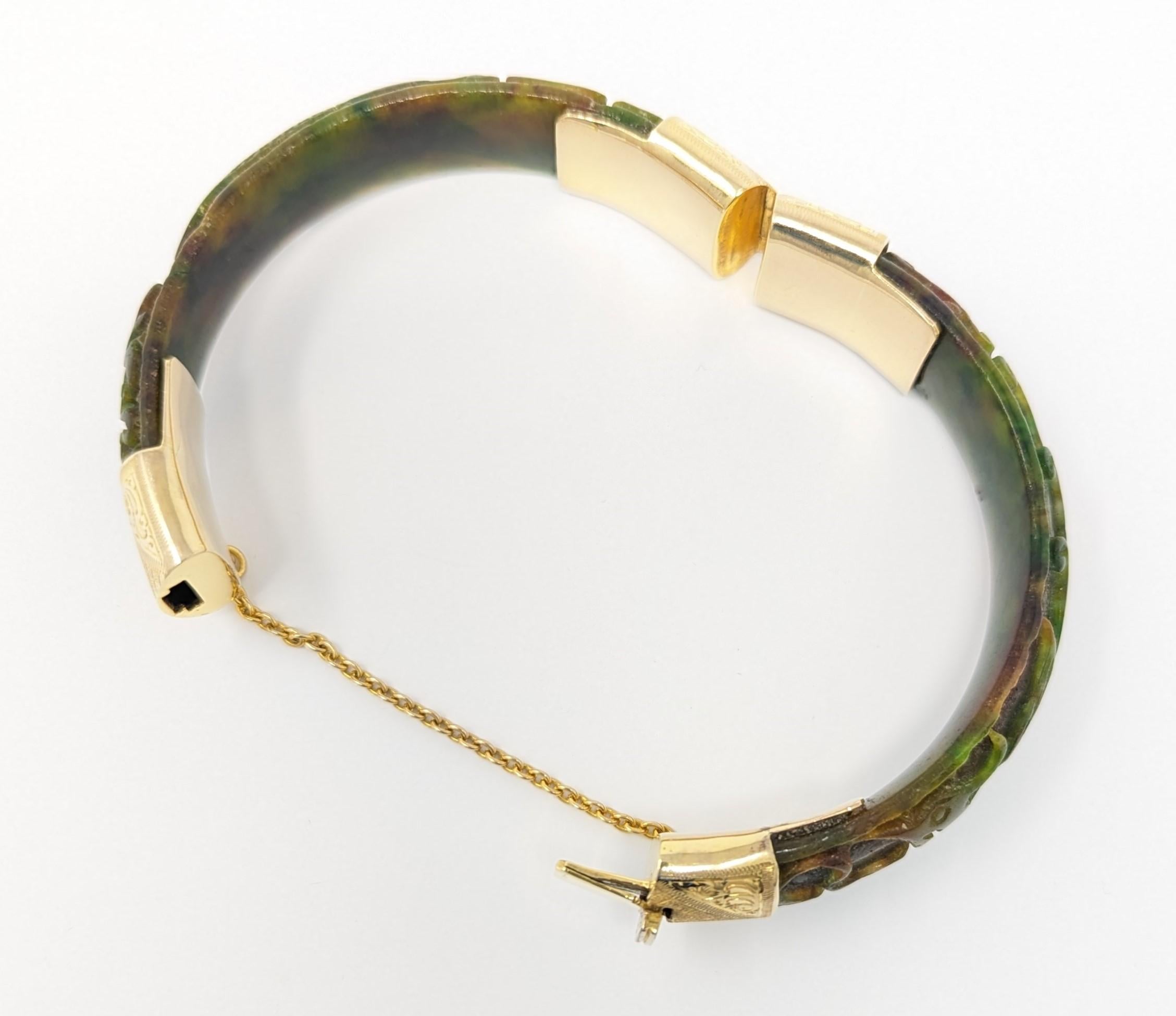 Antique Carved Nephrite Jade 14k Bangle Bracelet 585 Solid Yellow Gold Asian For Sale 1