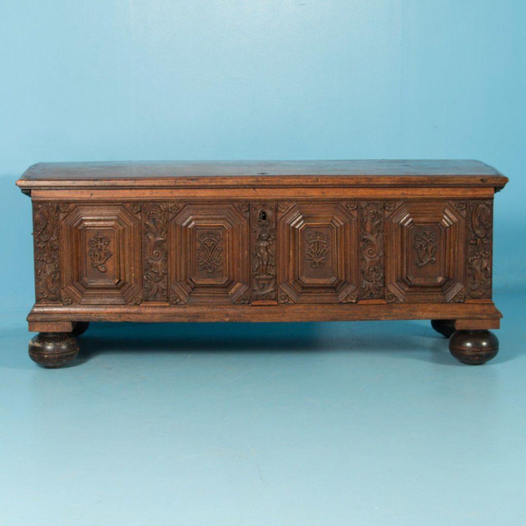 Antique Carved Oak Baroque Trunk from Denmark, circa 1776 In Good Condition In Round Top, TX