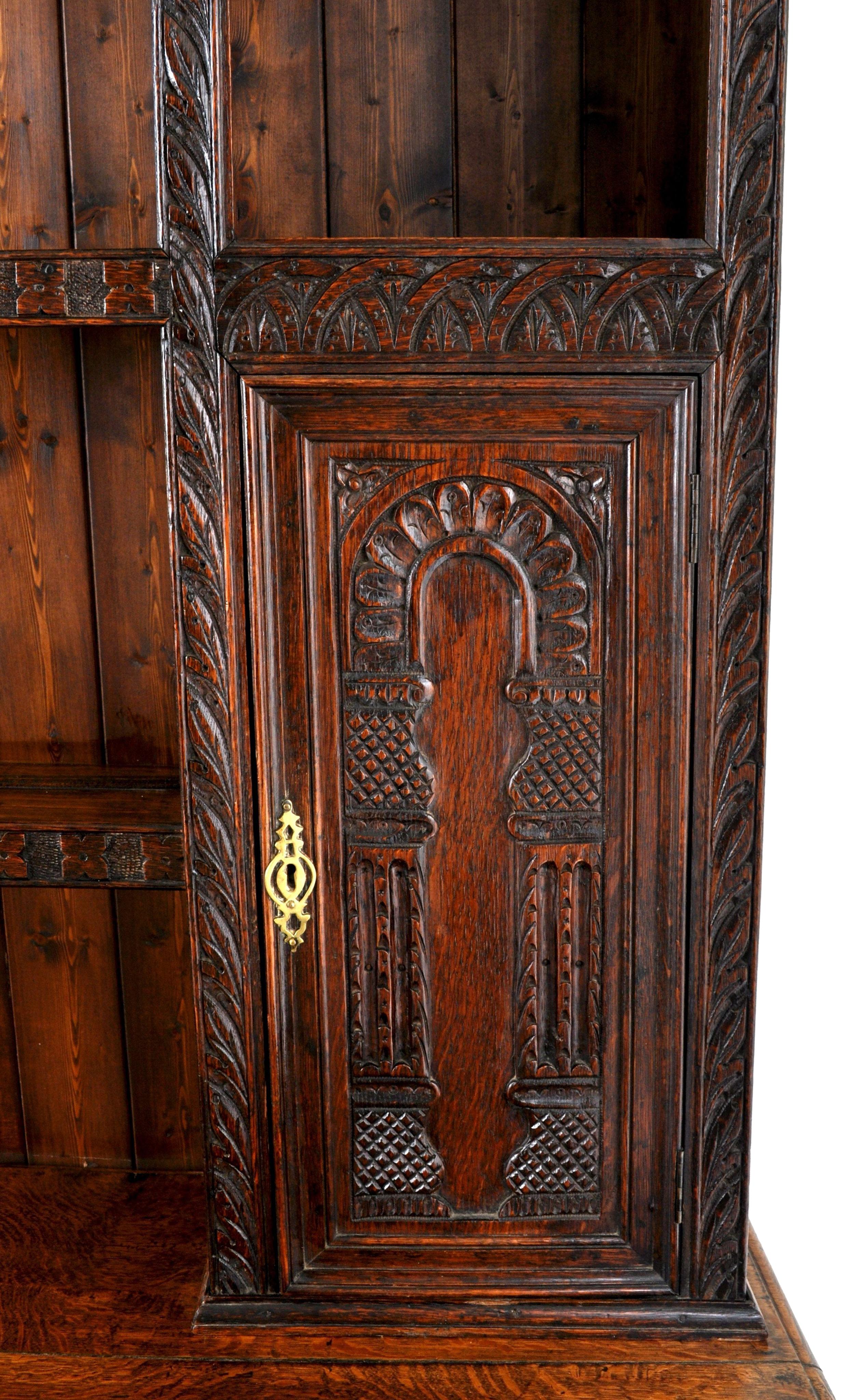19th Century Antique Carved Oak Georgian Welsh Dresser / Cupboard, circa 1820