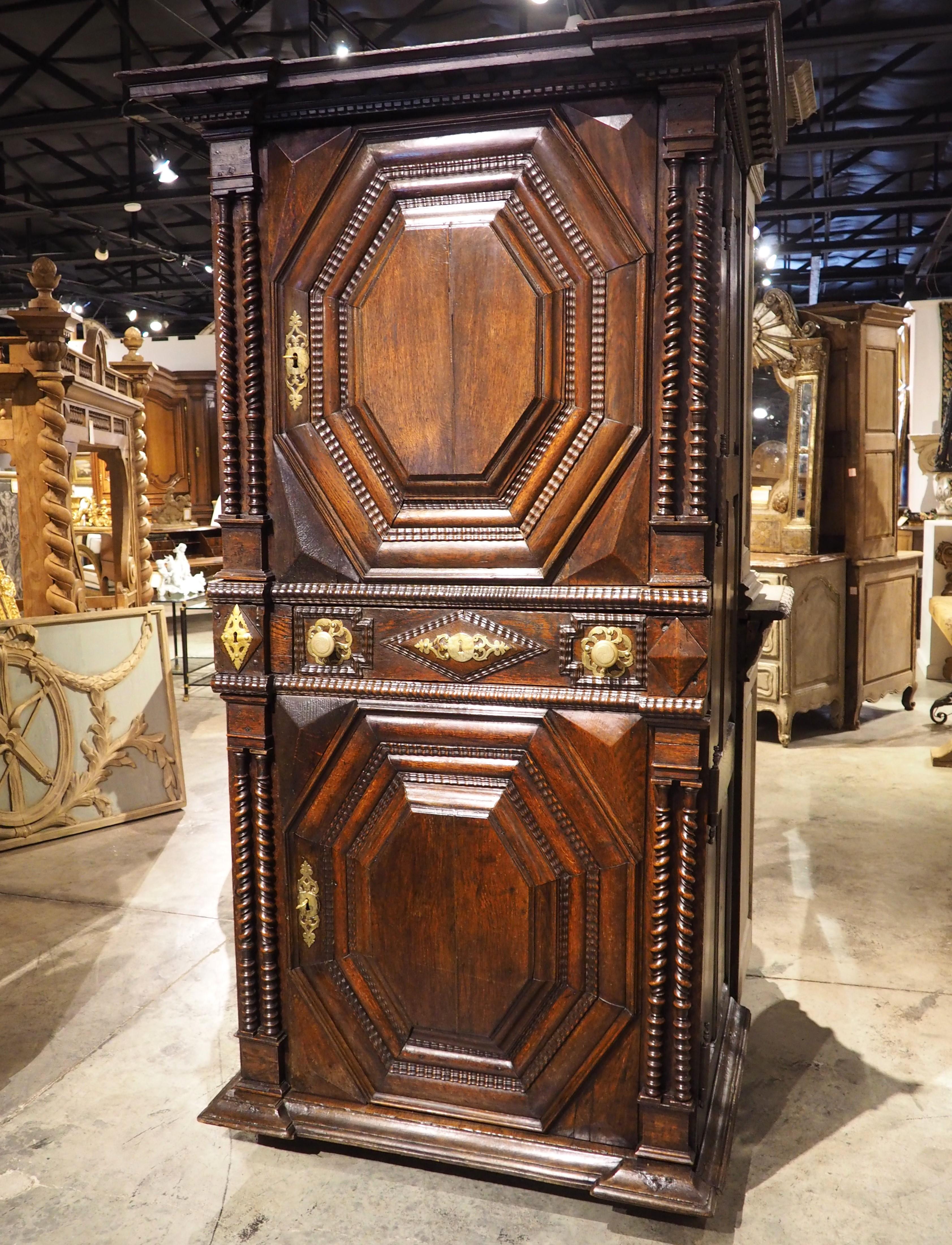 Antique Carved Oak Homme Debout Malouin Cabinet from St. Malo, France, C. 1700 For Sale 2
