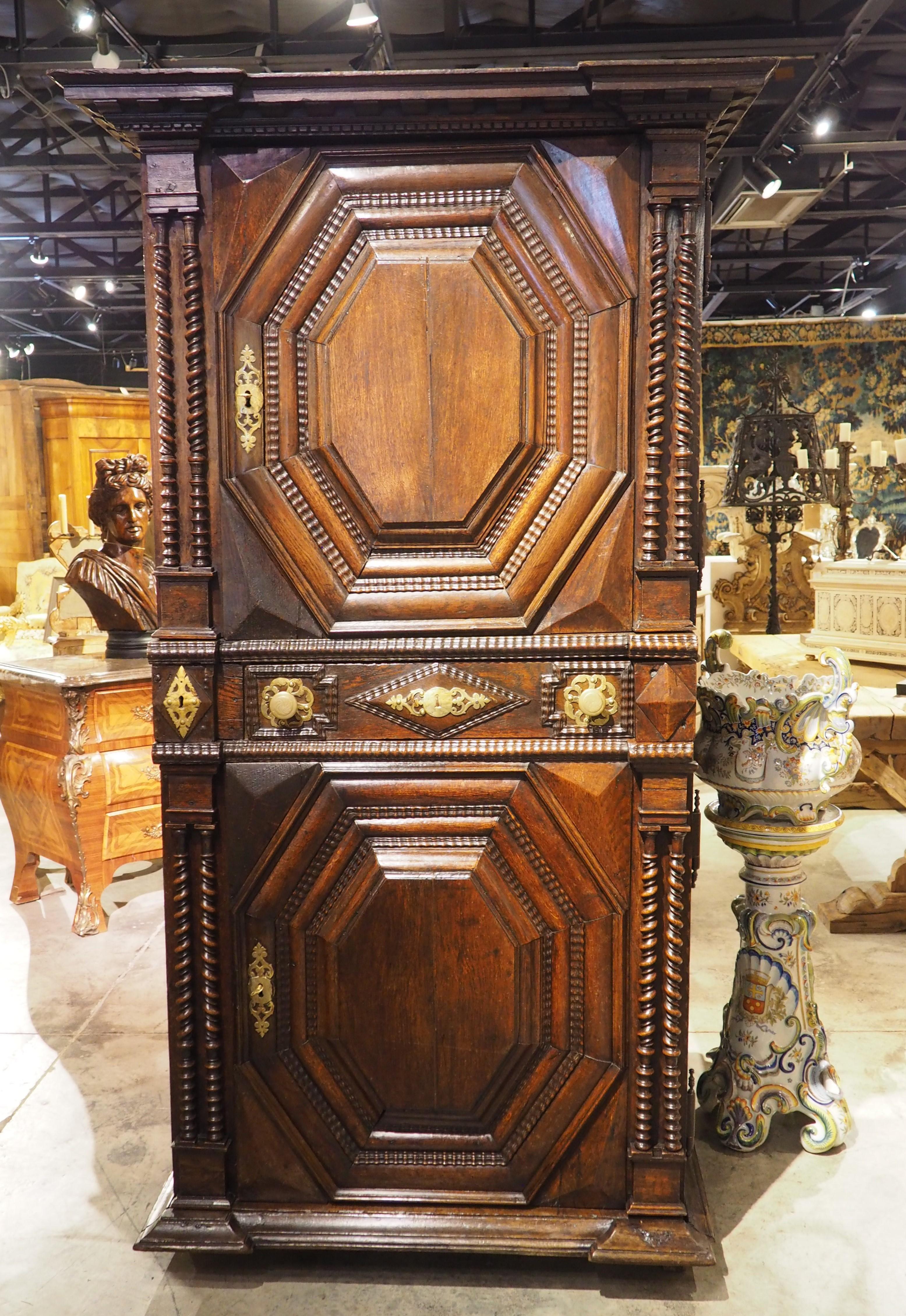 Antique Carved Oak Homme Debout Malouin Cabinet from St. Malo, France, C. 1700 In Good Condition For Sale In Dallas, TX