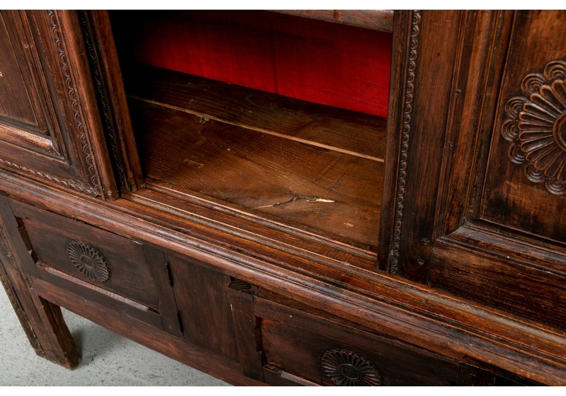 Antique Carved Oak Lit Clos Bed From Brittany France In Fair Condition For Sale In Bridgeport, CT