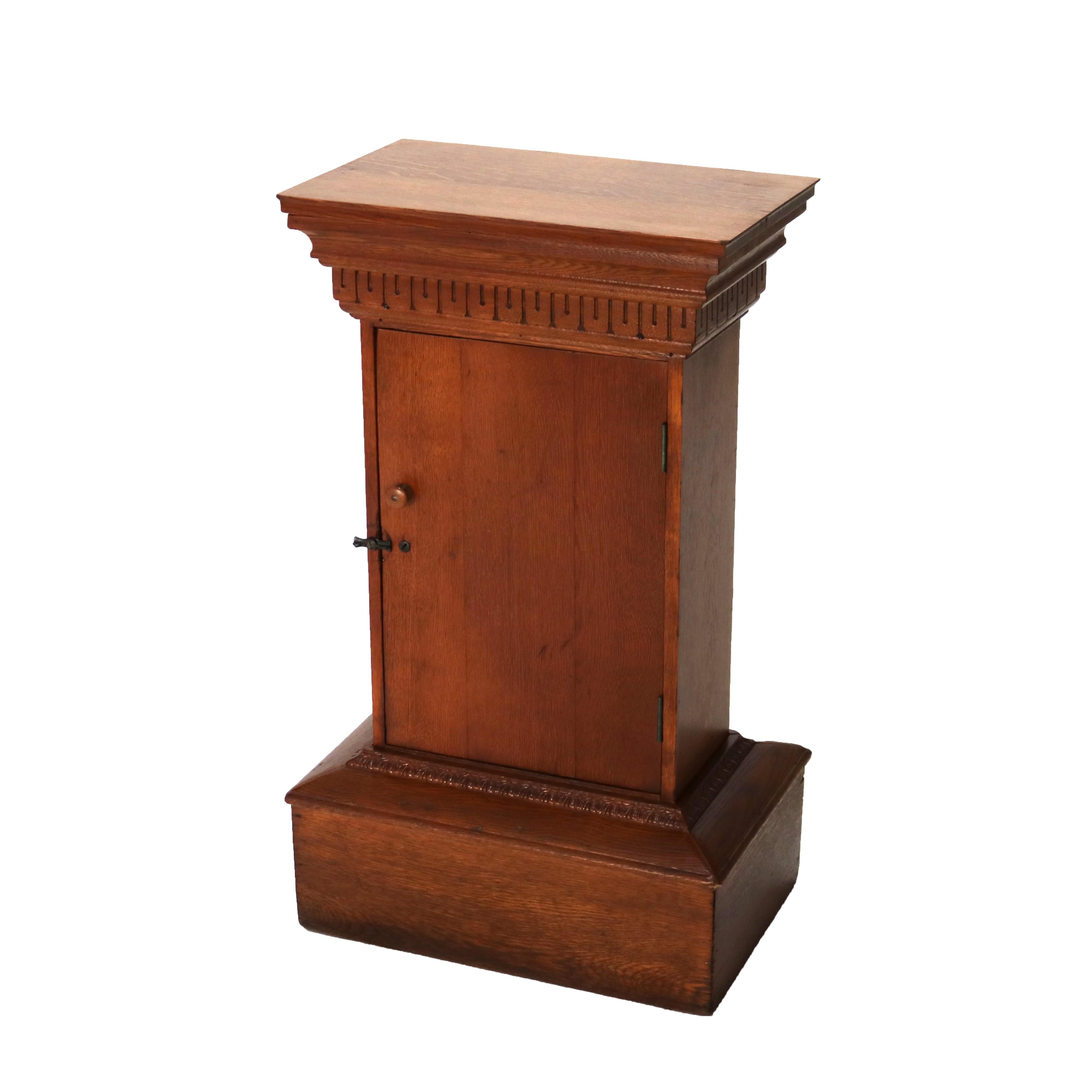 Antike geschnitzte Eiche Mixing Stand & Kabinett C1920 im Angebot 1