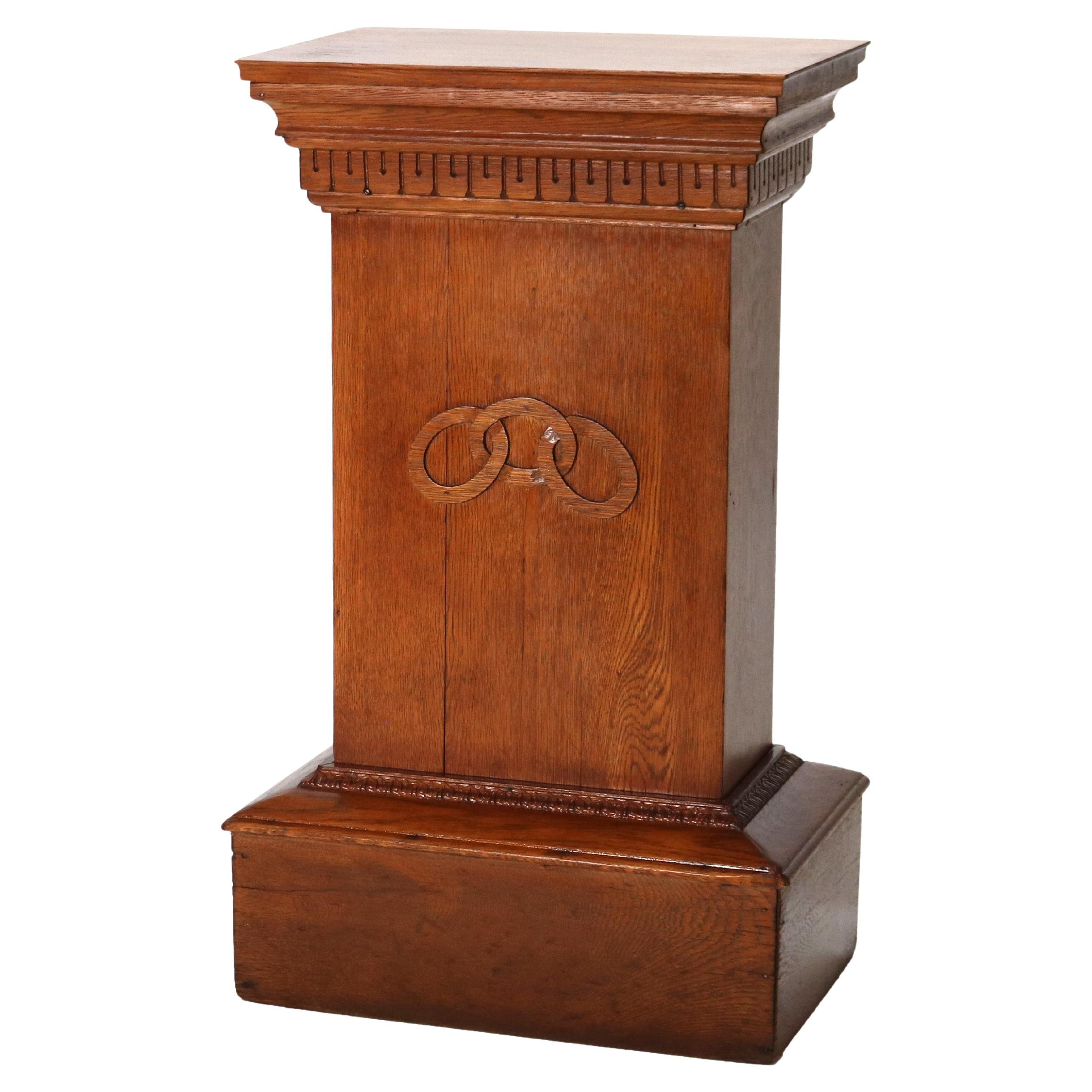 Cabinet et stand de mixage ancien en Oak sculpté C1920