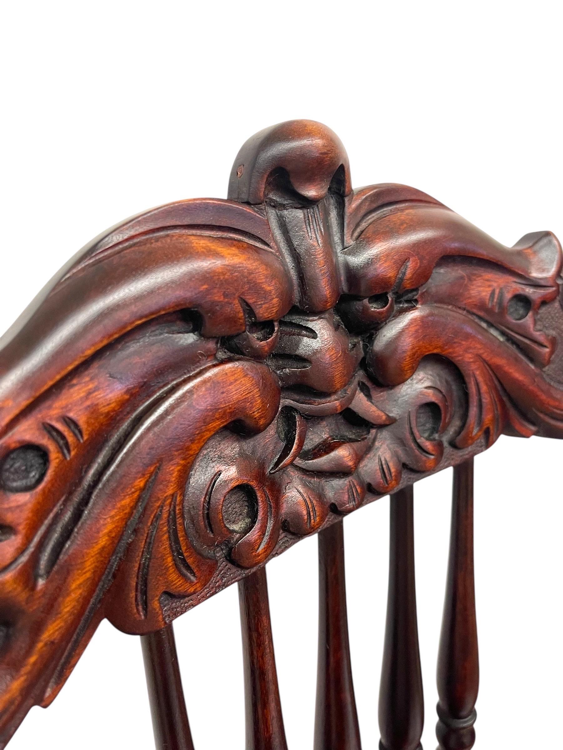 Ancienne chaise à accoudoirs en chêne sculpté Northwind ou Greene & Greene, accoudoirs Paw en vente 4