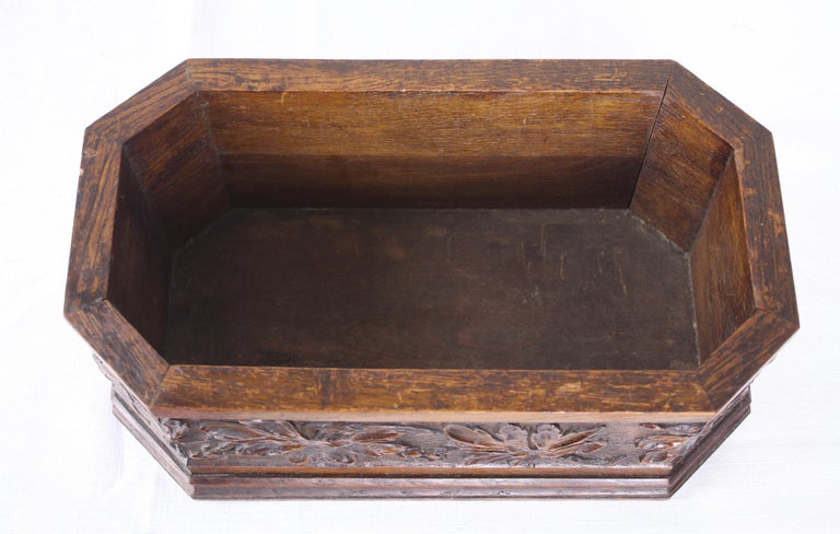 Antique Carved Oak Open Top Box or Planter For Sale at 1stDibs