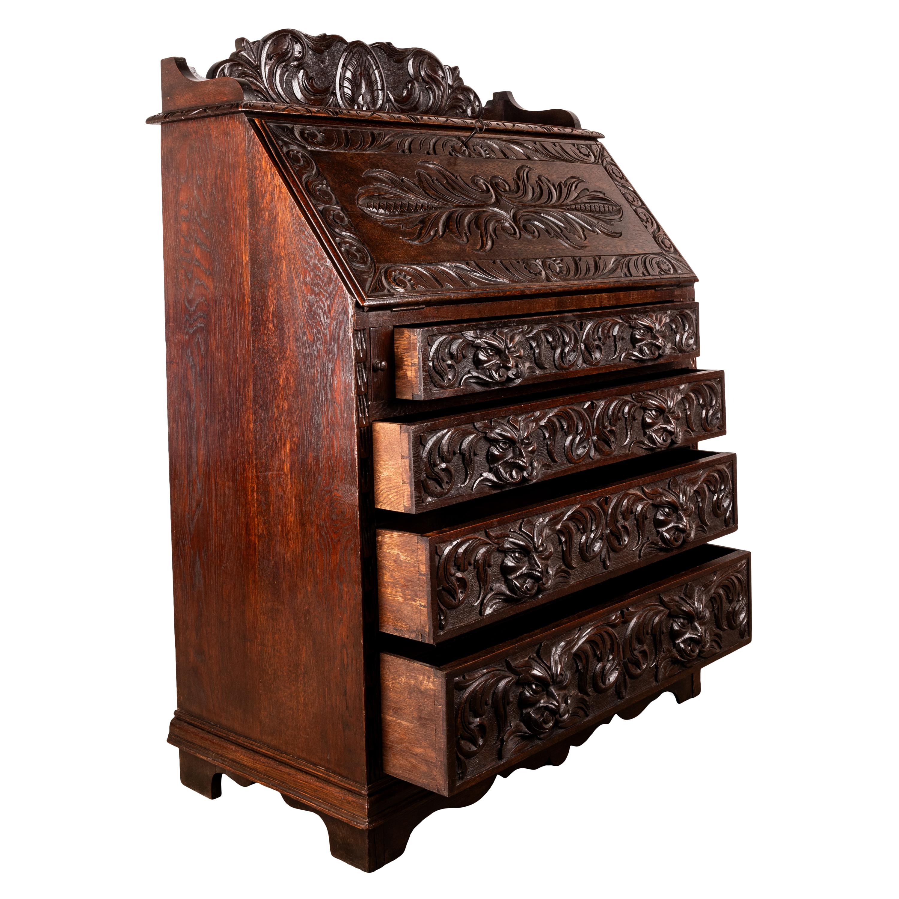 Antique Carved Oak Scottish Arts & Crafts Green Man Desk Bureau Dresser 1880  For Sale 3