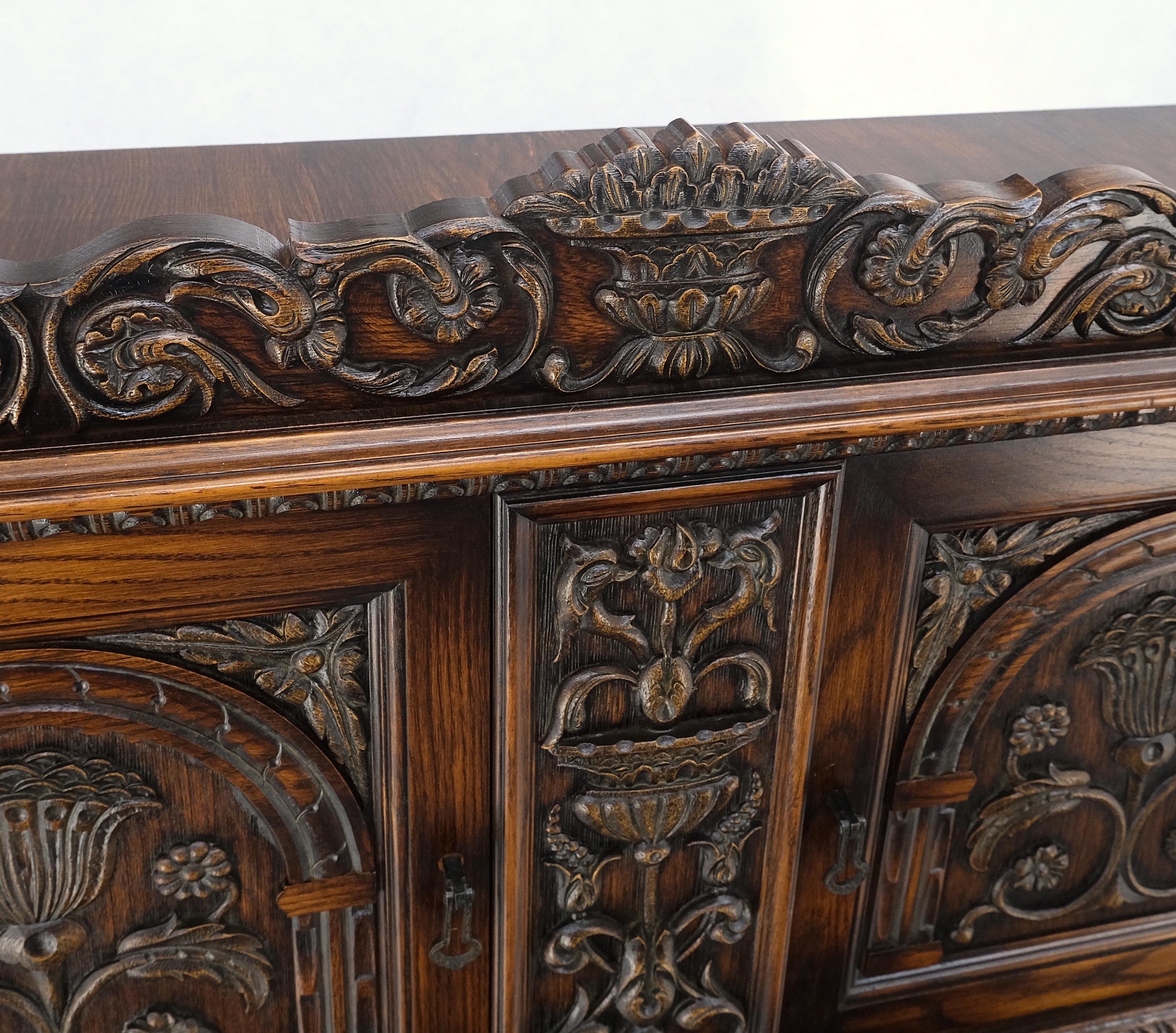 Antique Carved Oak Two Doors Jacobean Style China Cabinet Cupboard Hutch Buffet In Good Condition For Sale In Rockaway, NJ