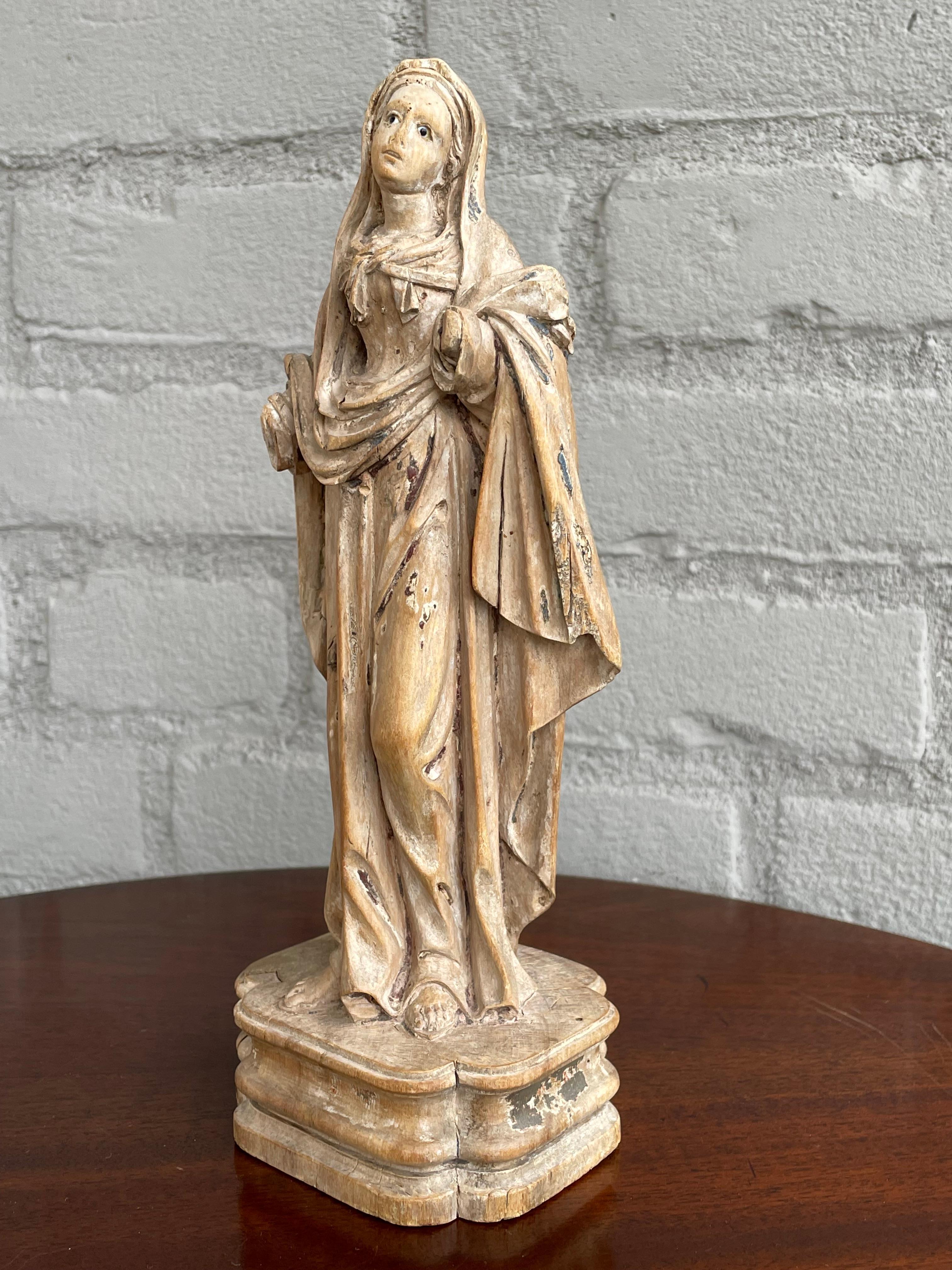 Antique Carved Palmwood Mary Magdalene Sculpture w. Porcelain Eyes 1680 - 1720 3