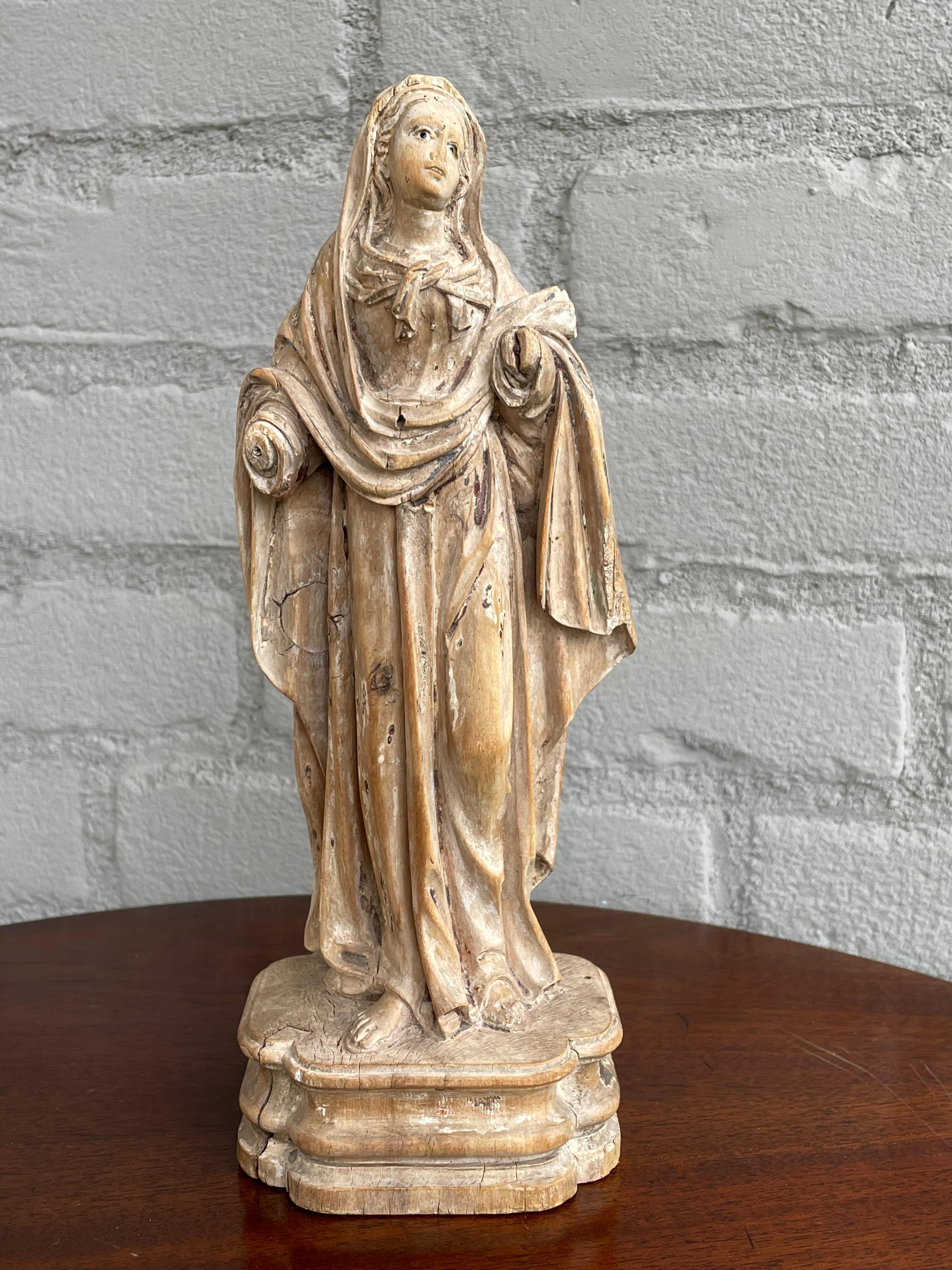 Antique Carved Palmwood Mary Magdalene Sculpture w. Porcelain Eyes 1680 - 1720 4