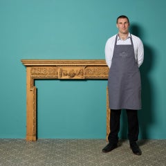 Camino antico in pino intagliato