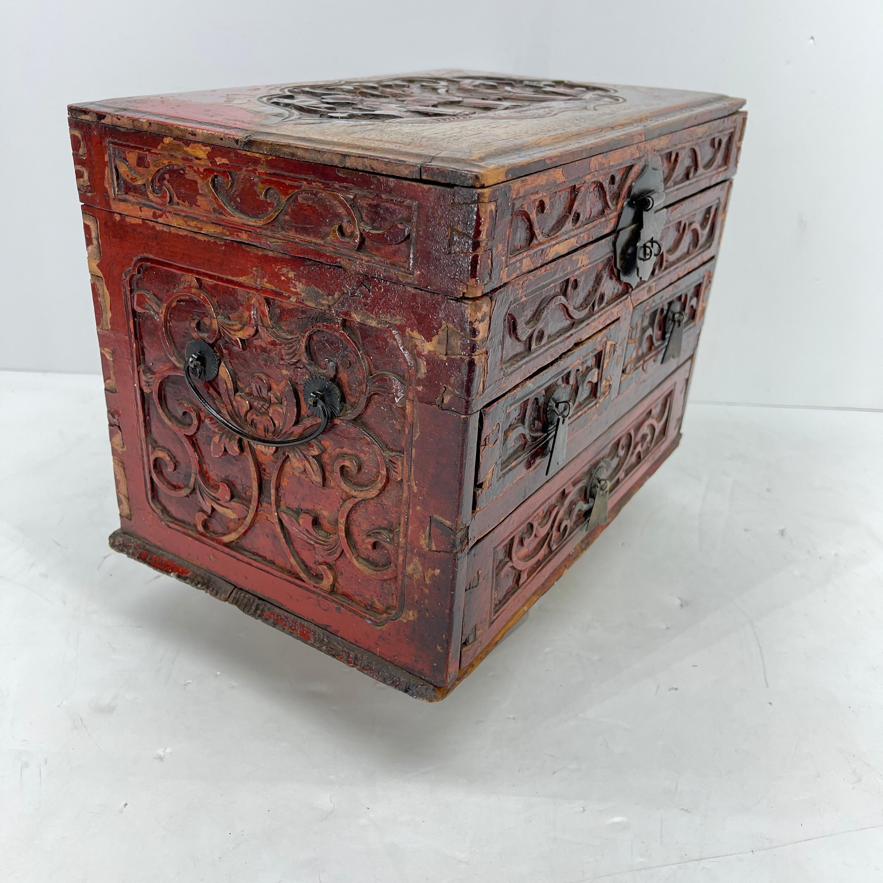 Antique Chinese Carved Red Lacquer Jewelry Collectibles Box 3