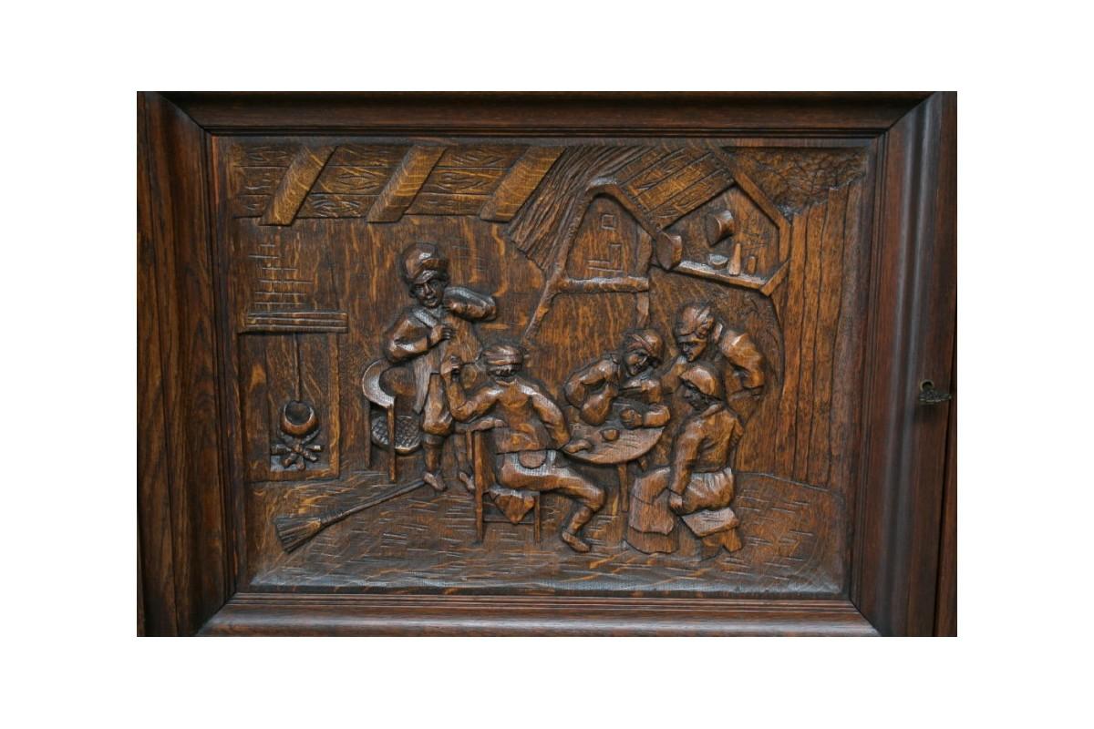 Oak Antique Carved Renaissance Chest of Drawers