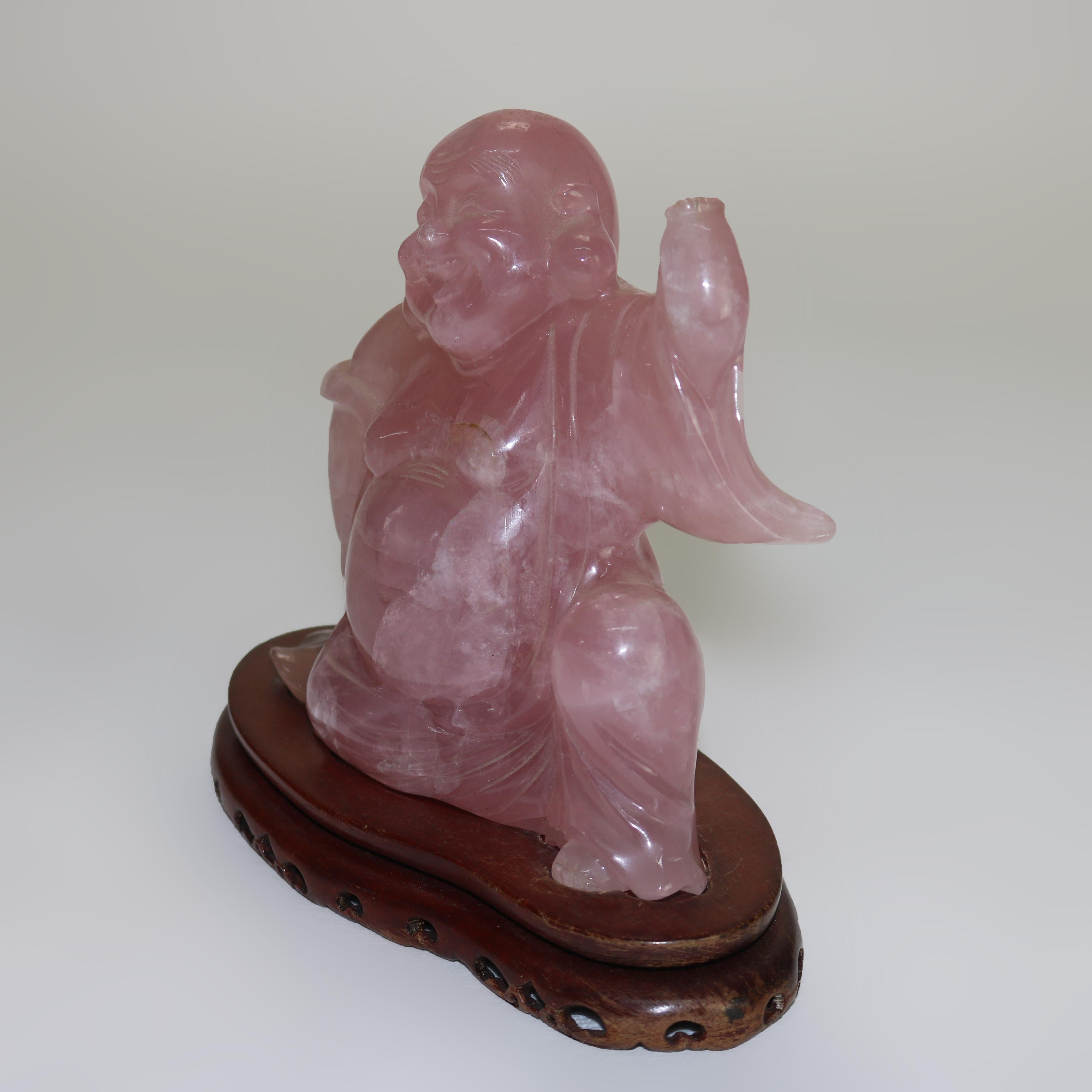 Antigua figura de Buda sonriente tallada en cuarzo rosa C1920 Cuarzo rosa en venta