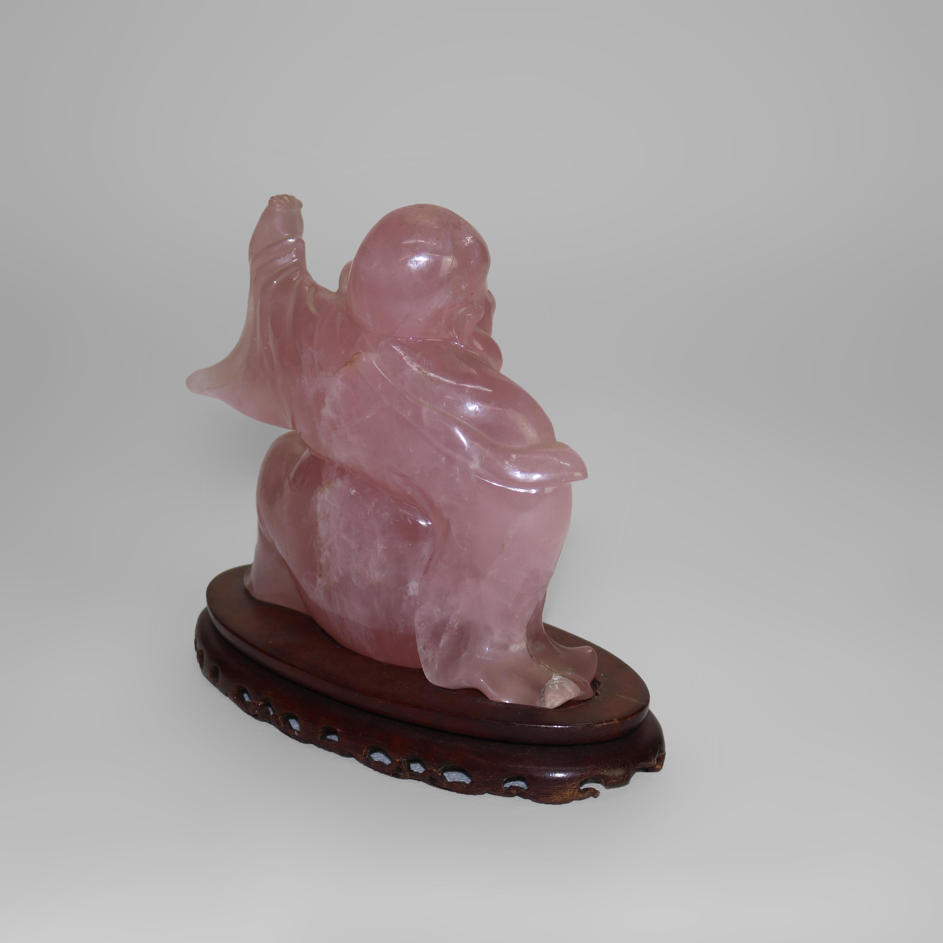 Antigua figura de Buda sonriente tallada en cuarzo rosa C1920 en venta 2