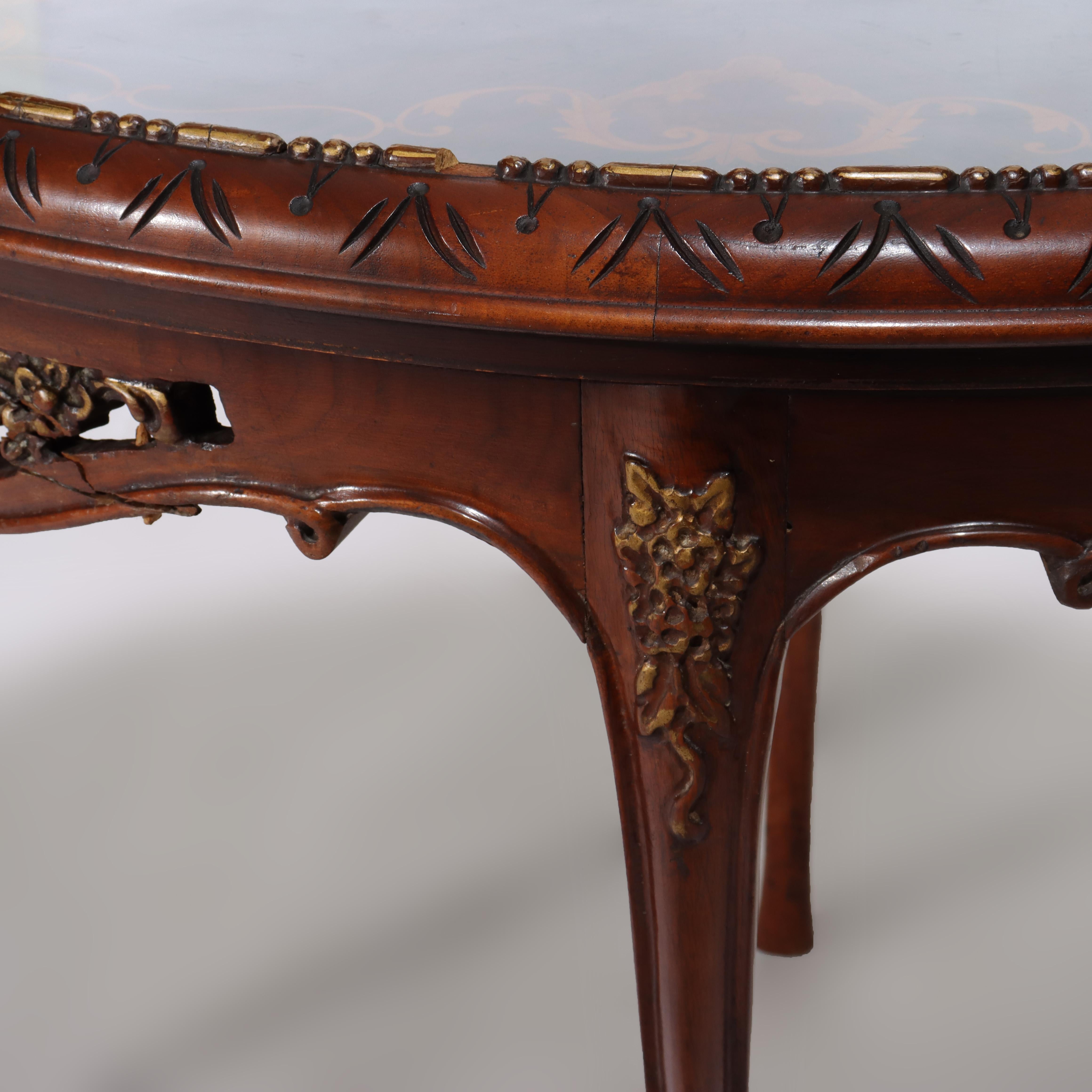 Ancienne table ovale sculptée en bois de rose et marqueterie avec plateau en verre C1920 en vente 3