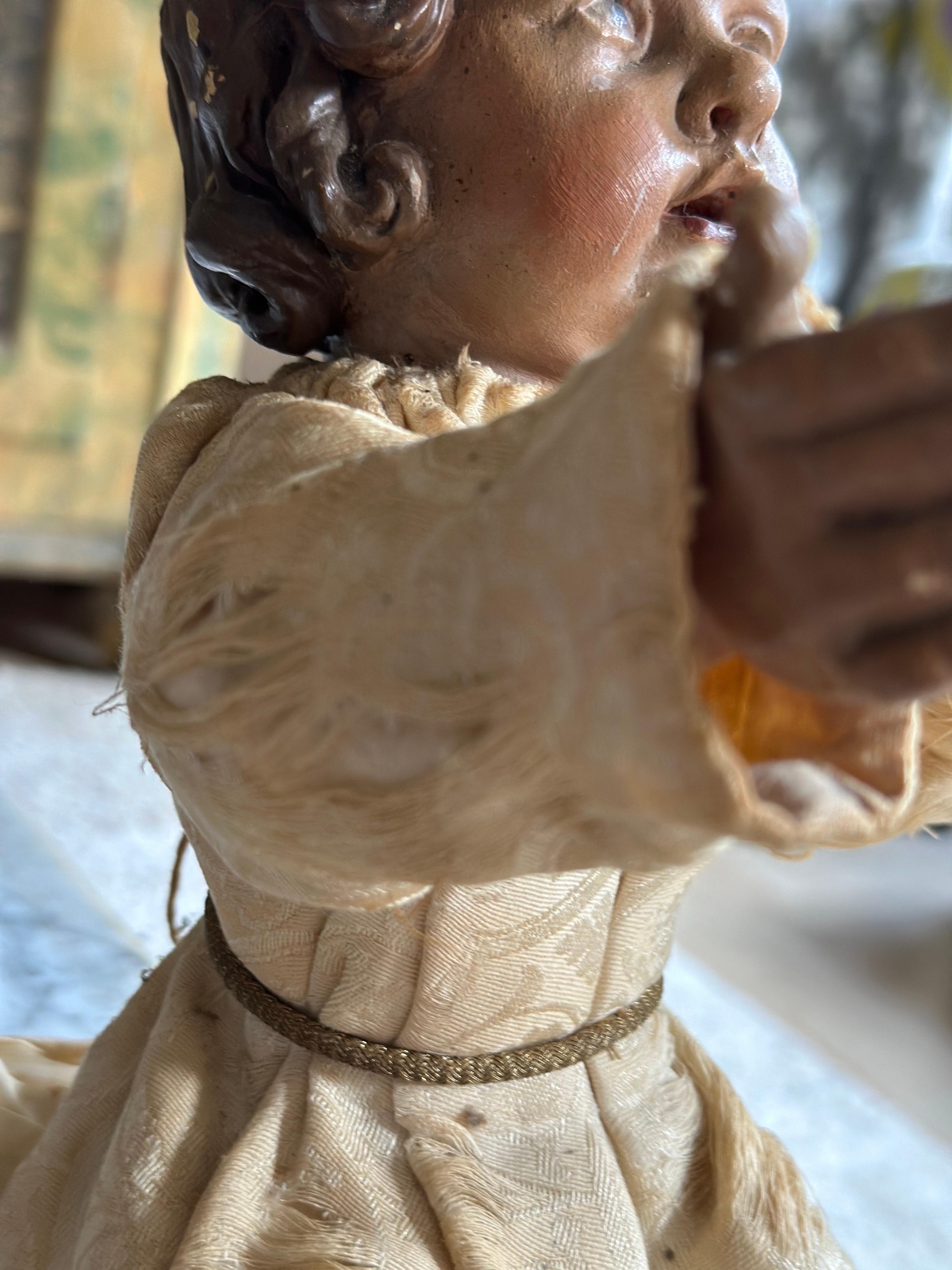 Figurine ancienne sculptée, Circa 1800 - Child Child en vente 5
