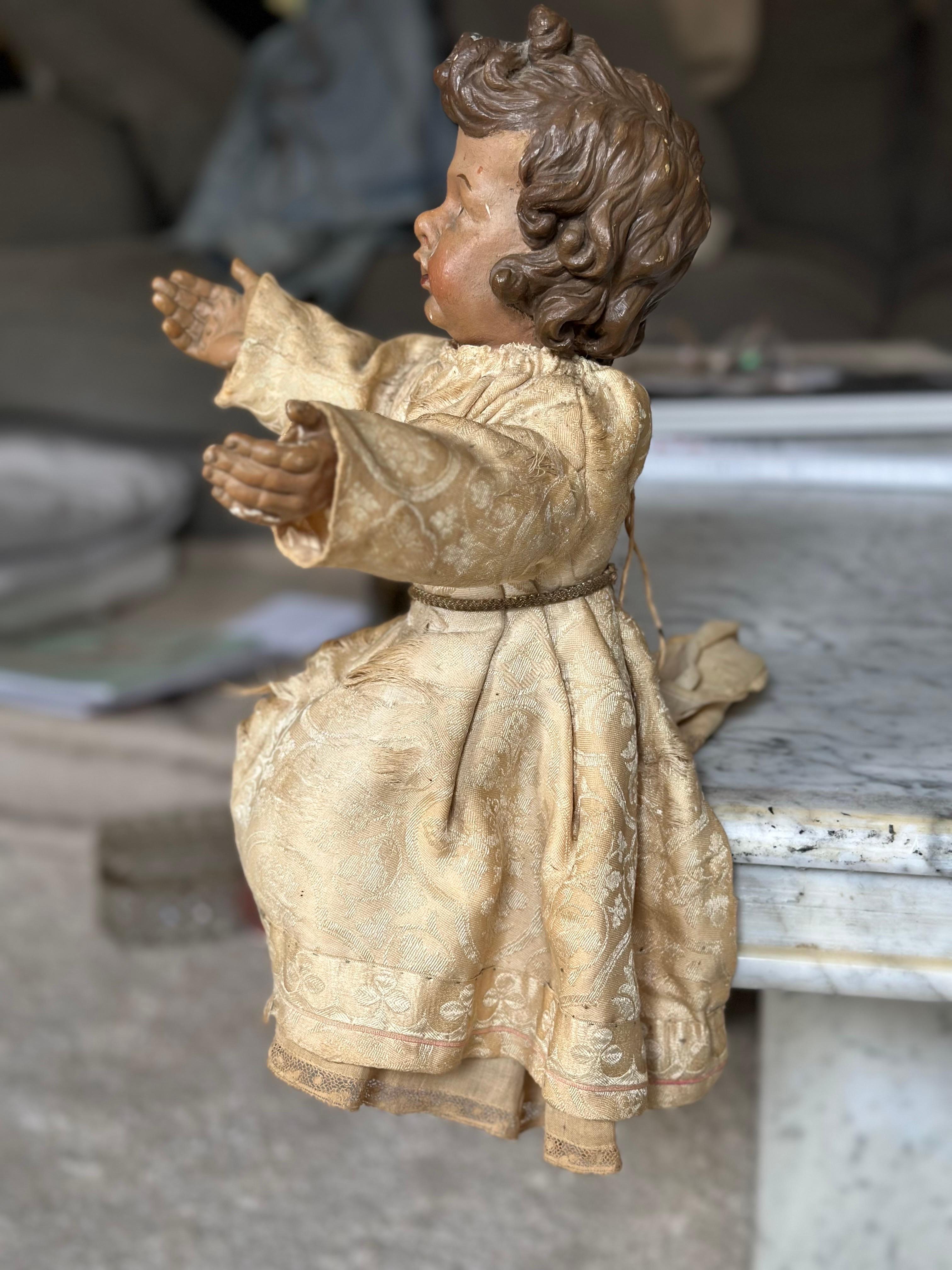 Figurine ancienne sculptée, Circa 1800 - Child Child en vente 7