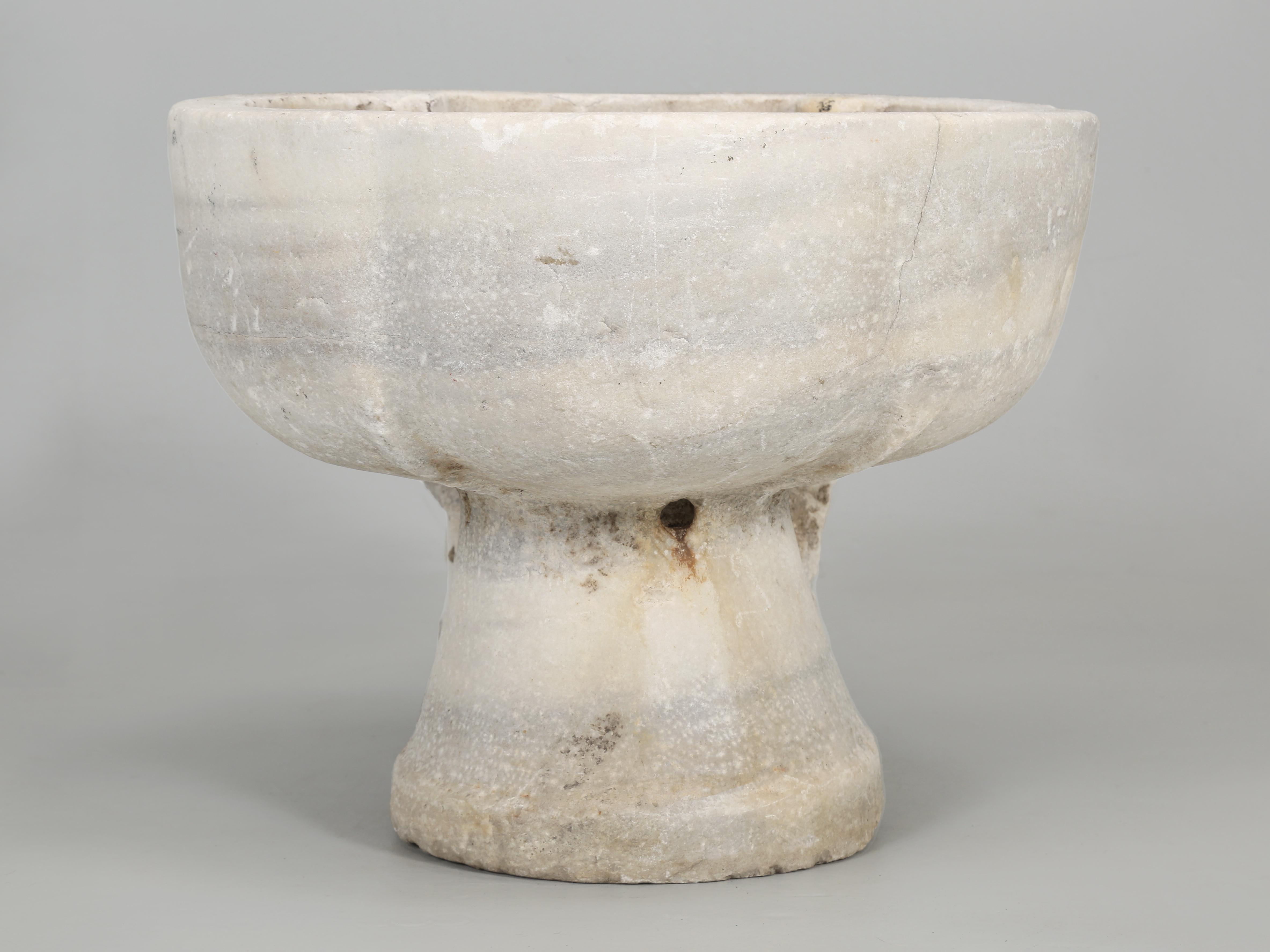 Antique Carved Solid Block of Marble Wash Basin, Sink From Mediterranean Region In Good Condition For Sale In Chicago, IL