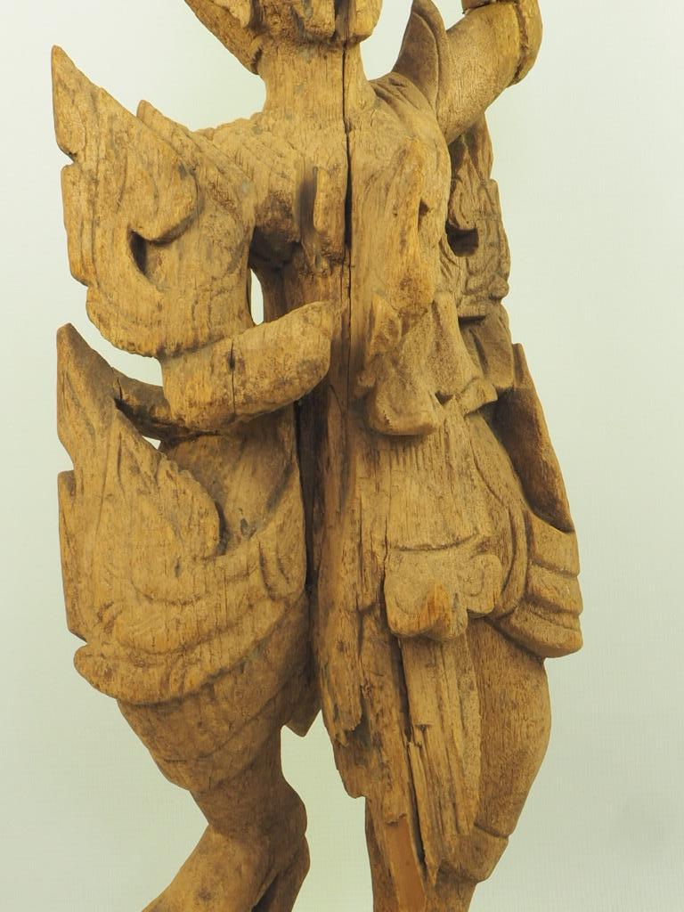 Antiquité - Sculpture thaïlandaise en bois sculpté représentant une Dancing Apsara 4