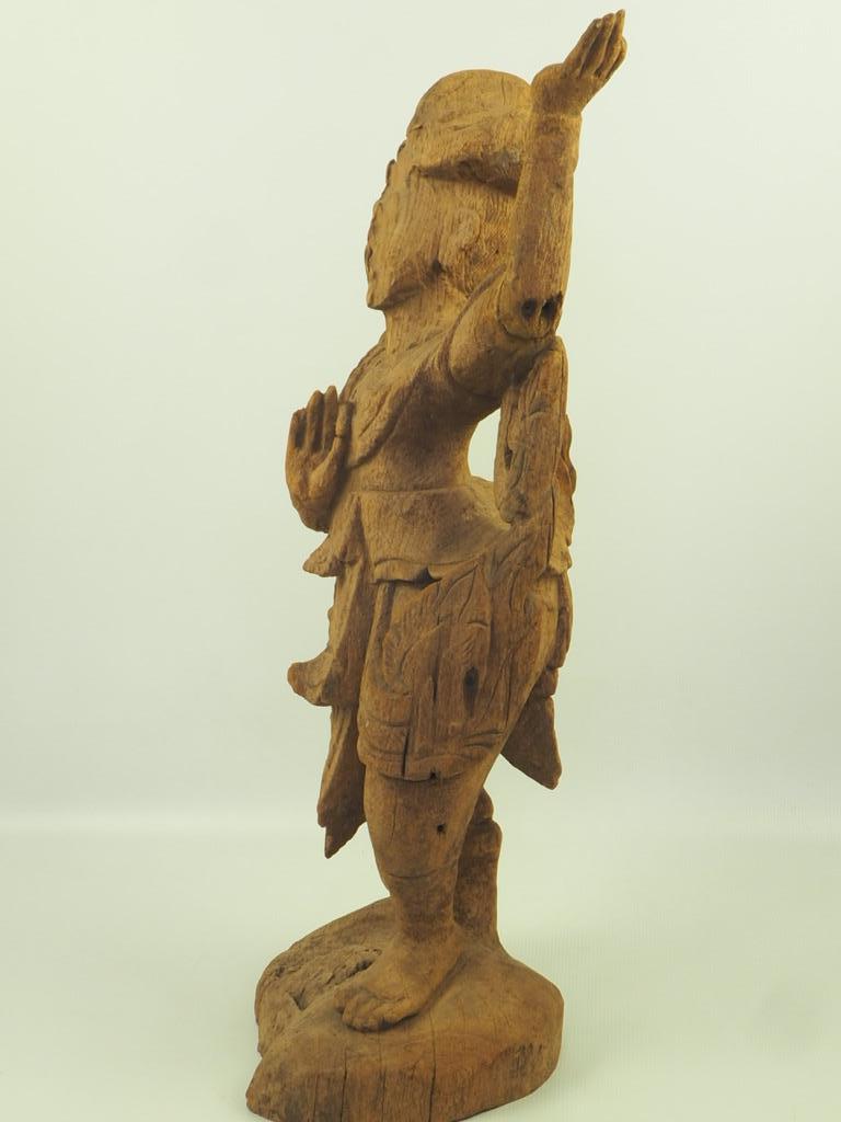 Sculpté Antiquité - Sculpture thaïlandaise en bois sculpté représentant une Dancing Apsara