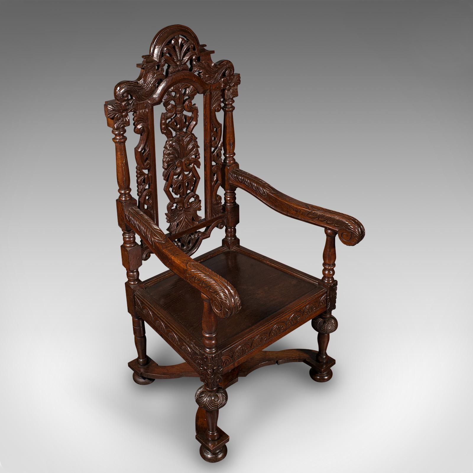 Chêne Ancienne chaise trône sculptée, chêne écossais, sculptée, assise arquée, gothique, victorienne en vente