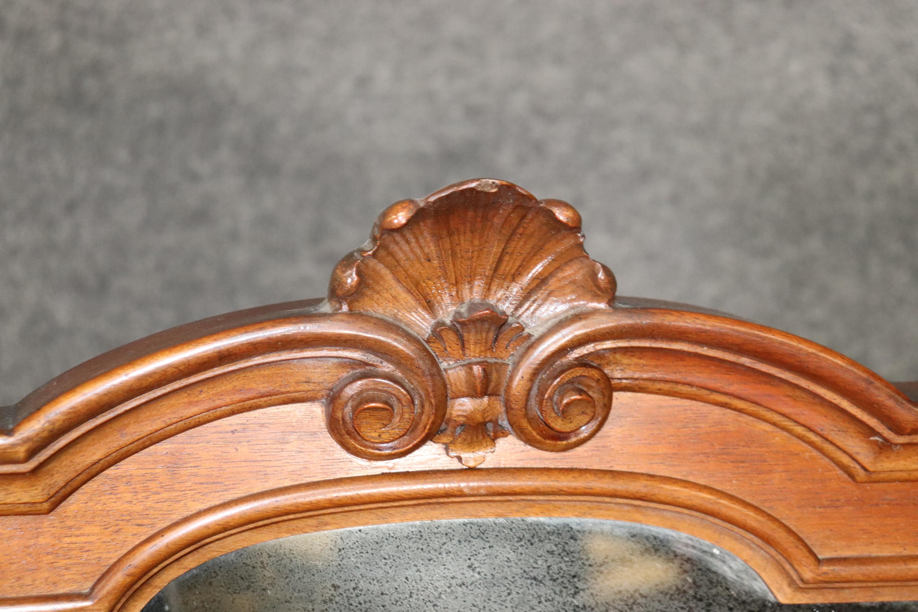 Antiker geschnitzter viktorianischer Waschständer mit Marmorplatte im Angebot 5
