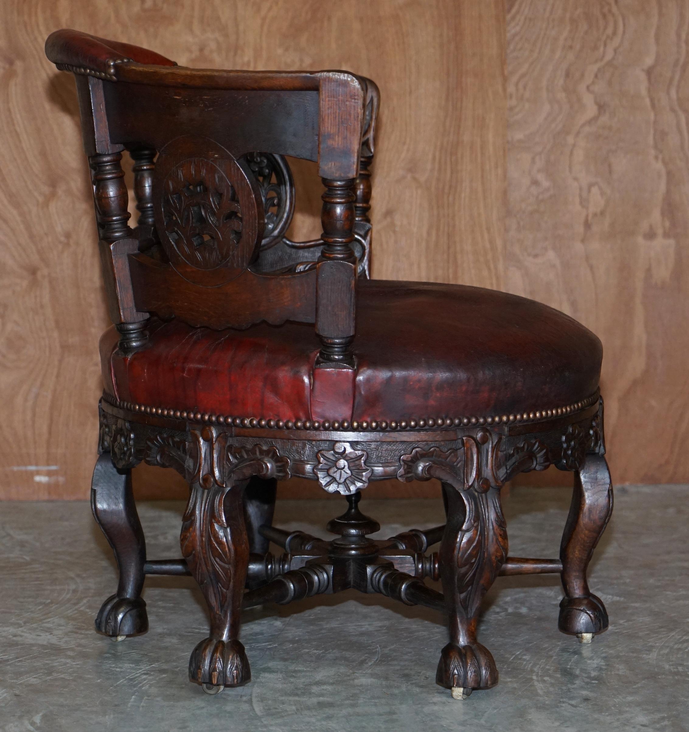 Antique Carved Victorian Oxblood Leather Burgermeister Chair 17th Century Design For Sale 7