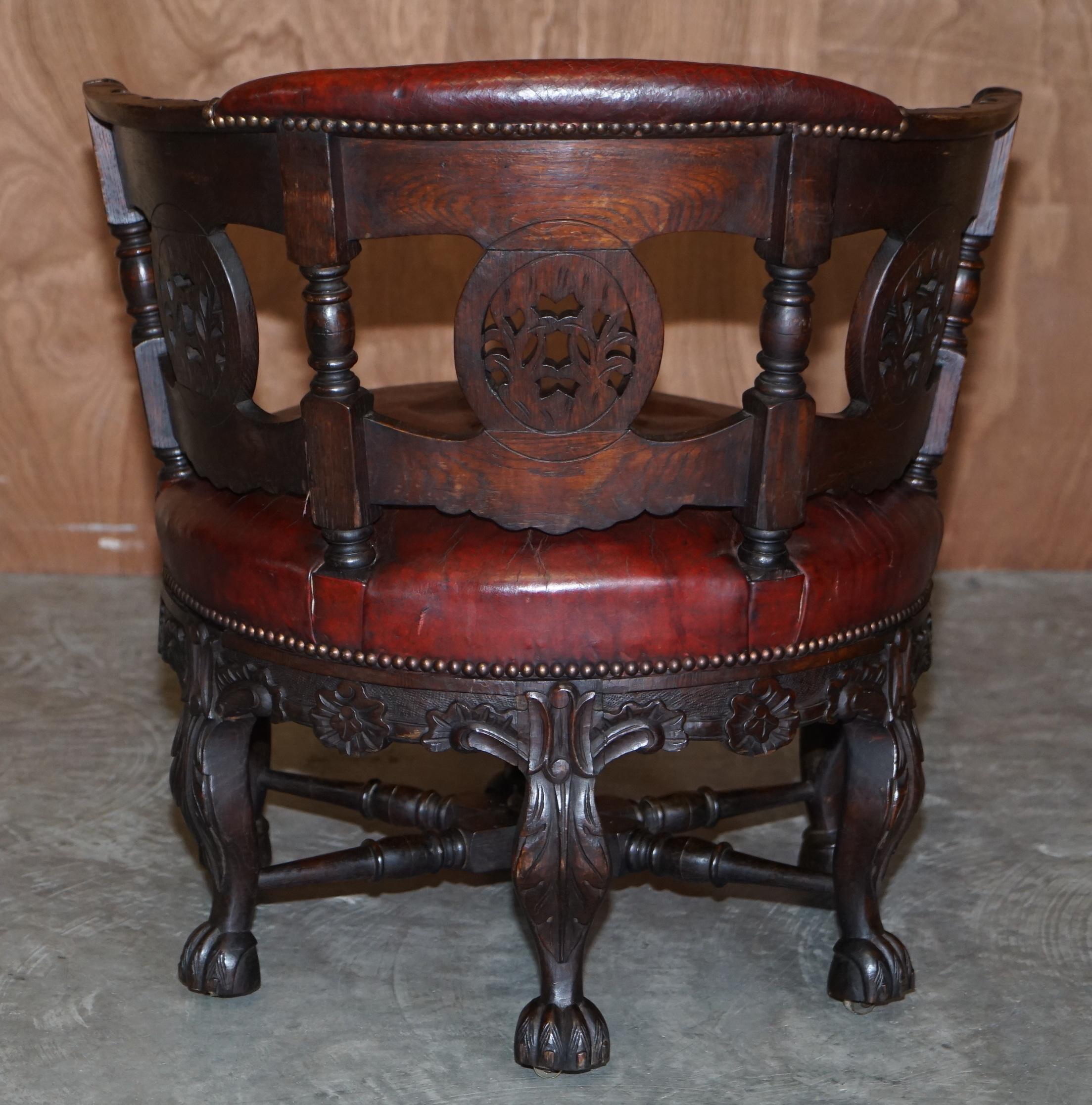 Antique Carved Victorian Oxblood Leather Burgermeister Chair 17th Century Design For Sale 9