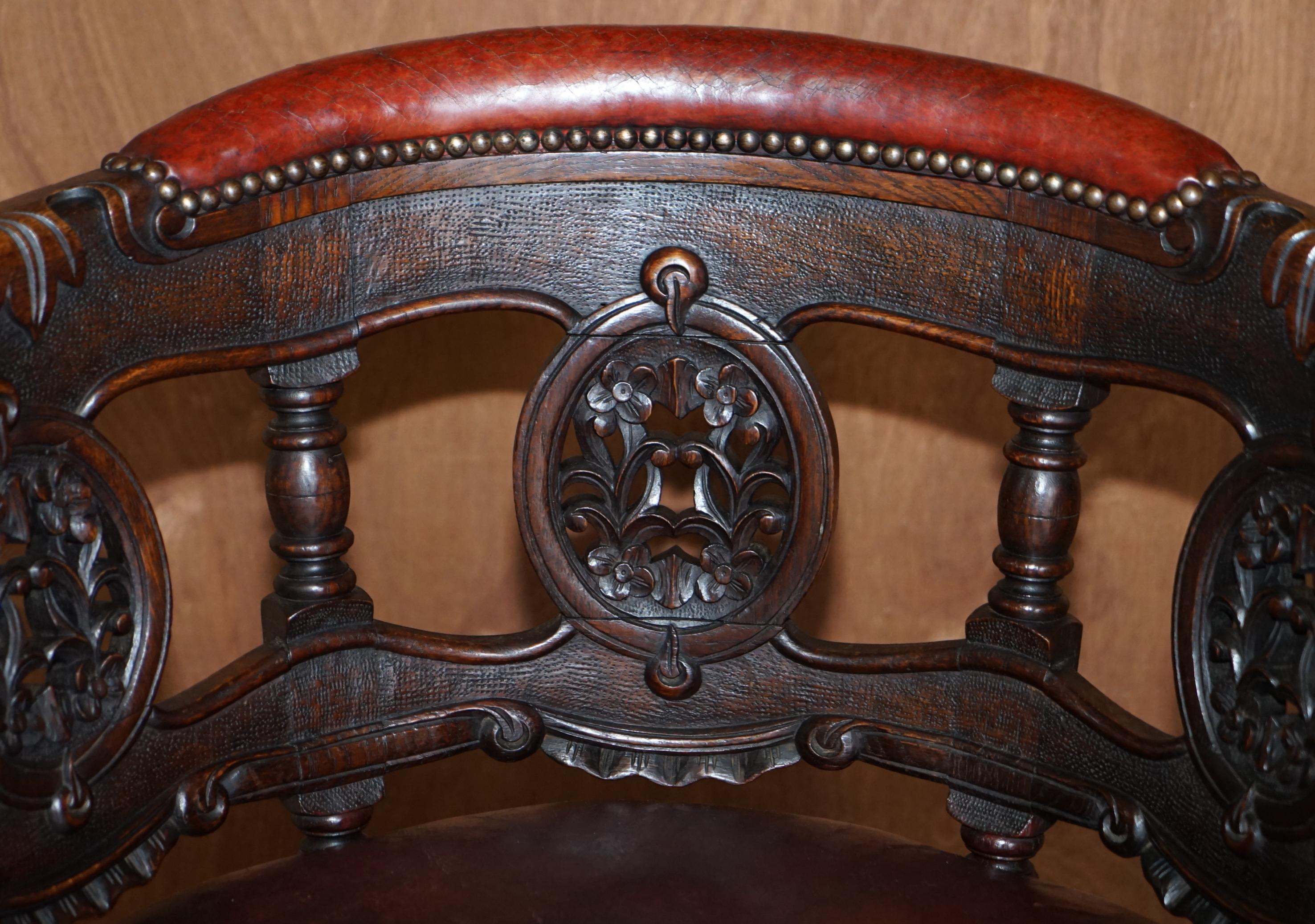 Antique Carved Victorian Oxblood Leather Burgermeister Chair 17th Century Design For Sale 1