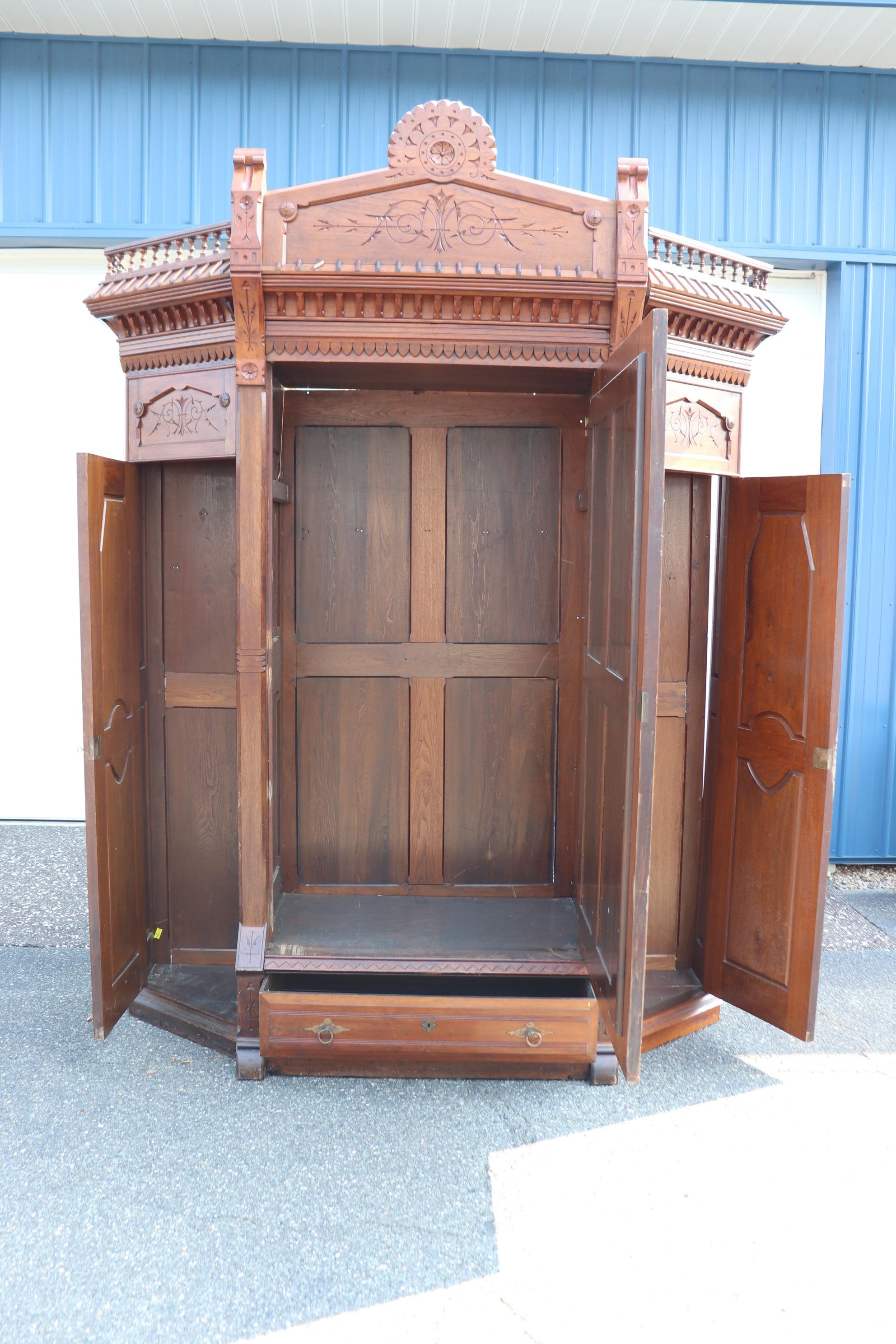 Antique Carved Walnut American Victorian Armoire Attributed to Daniel Pabst For Sale 7