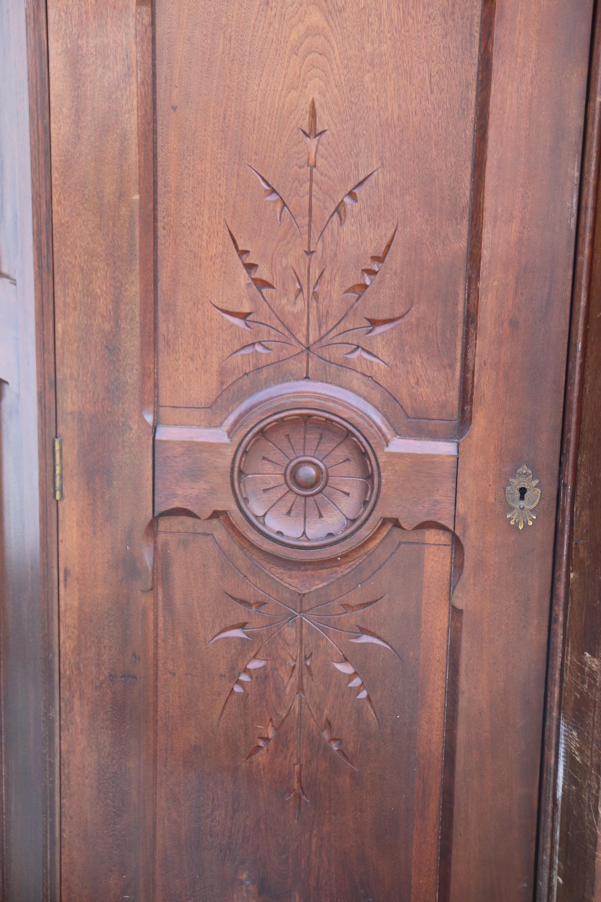Antique Carved Walnut American Victorian Armoire Attributed to Daniel Pabst For Sale 3