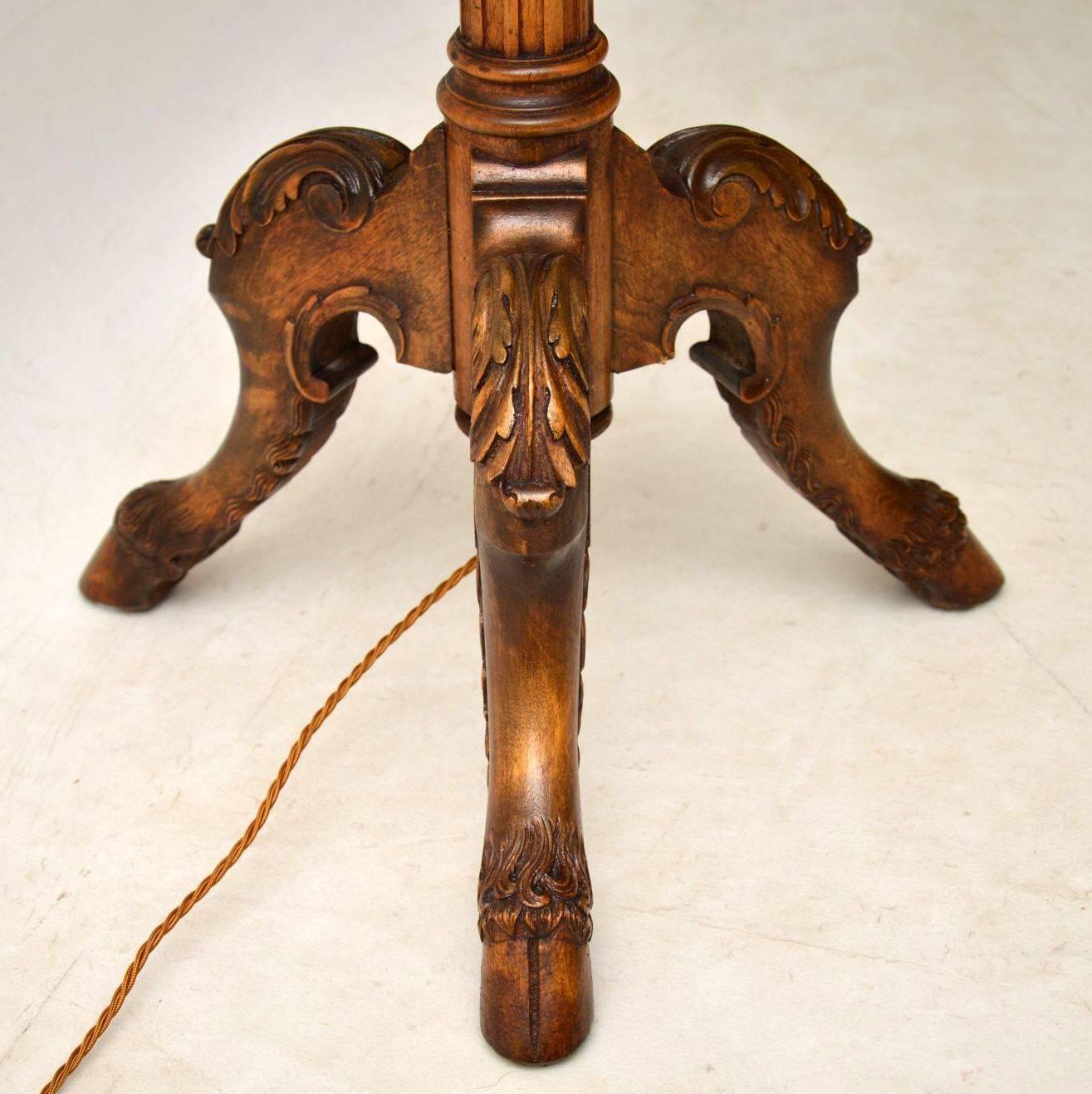 Antique Carved Walnut Floor Lamp In Excellent Condition In London, GB