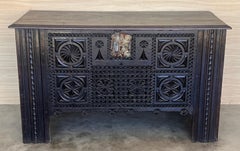 Antique Carved Walnut Large Kutxa Trunk from the Basque Country, Early 1800s