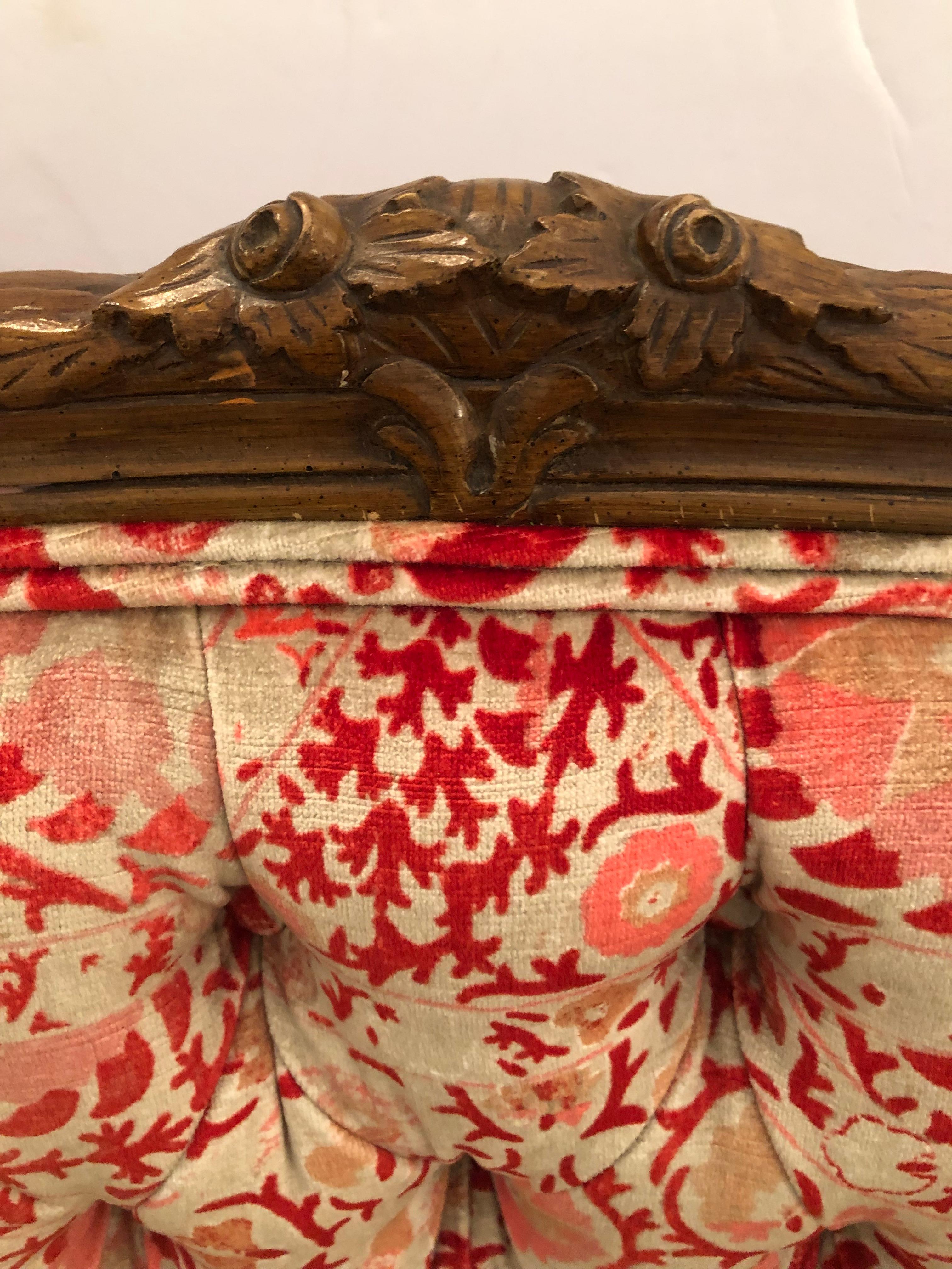 Antique Carved Walnut Tufted Small Settee Loveseat Upholstered in Velvet For Sale 1