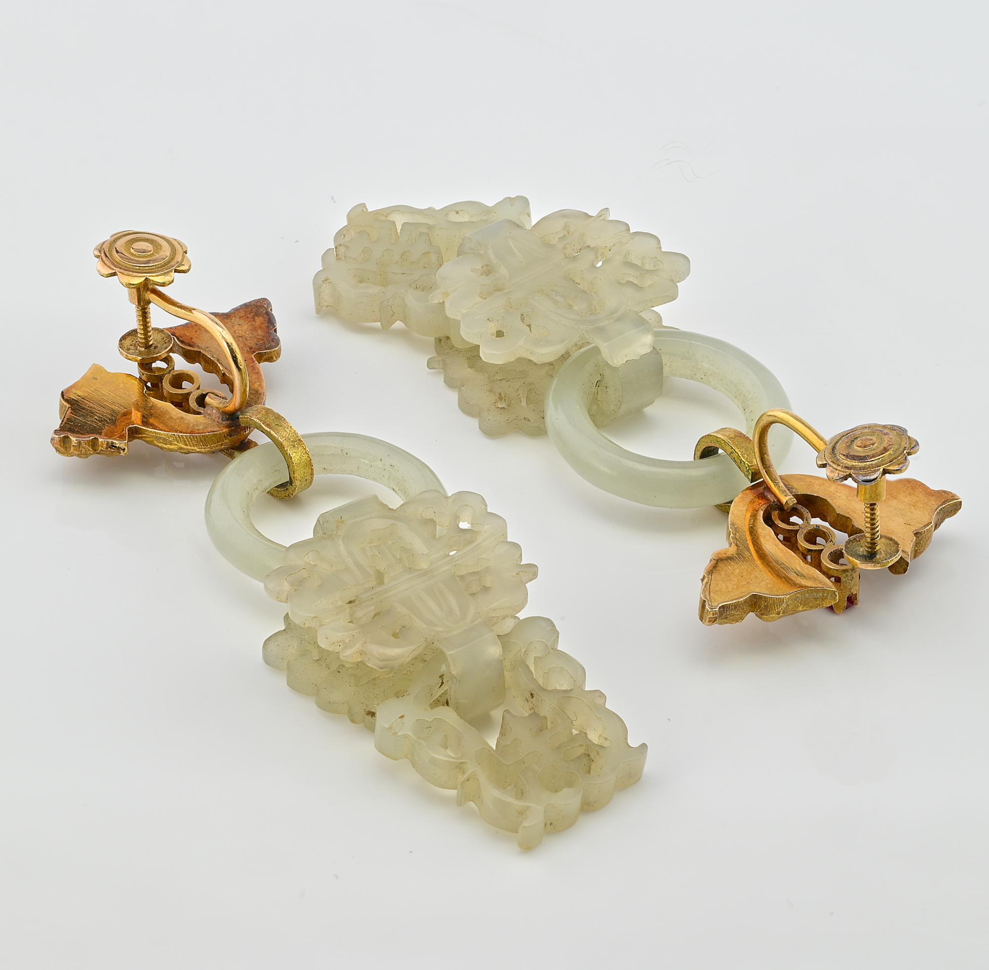 Antique Carved White Jade Dragon Earrings 18 Kt gold For Sale 1