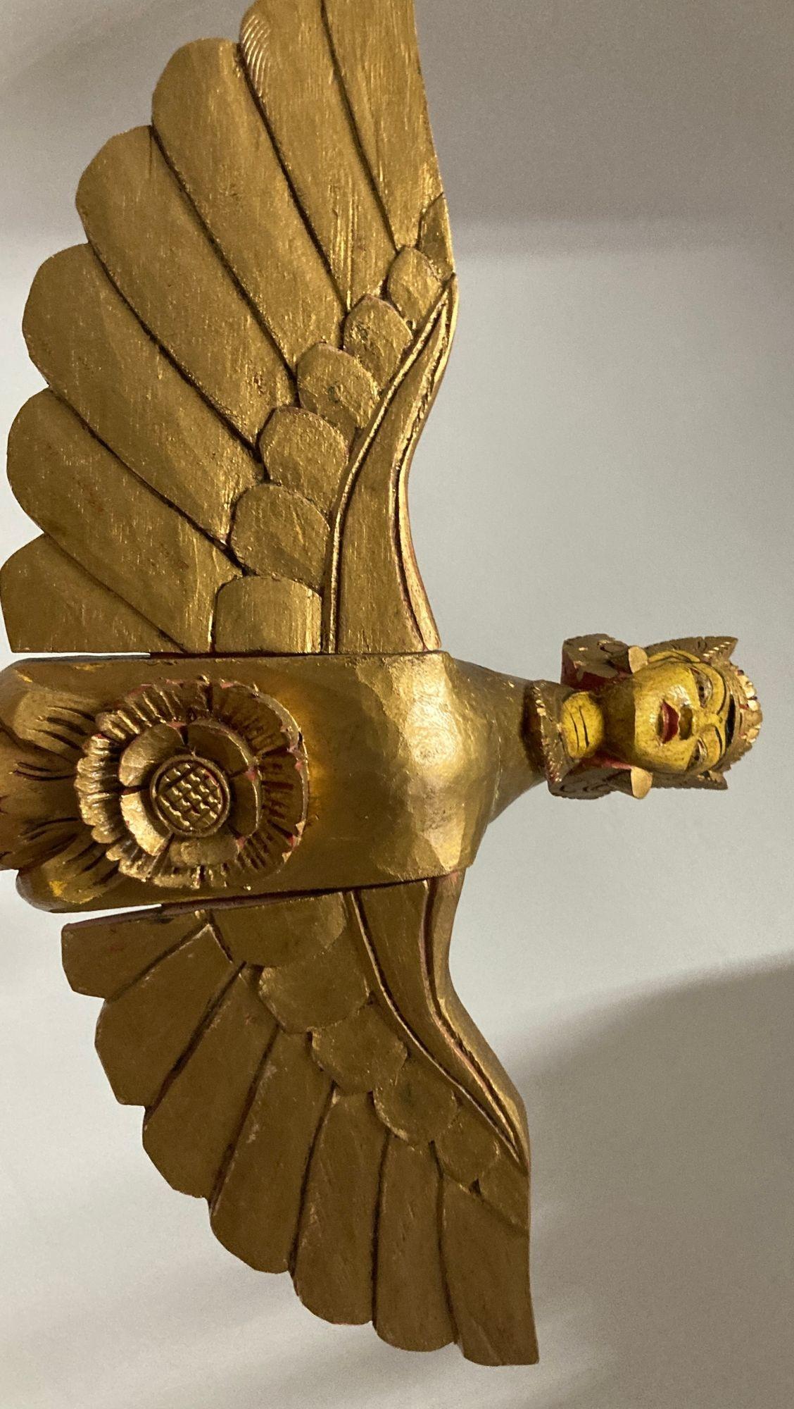 Antiguo Tallado Alado KINNARA Diosa Alada Tailandia Arte popular en venta