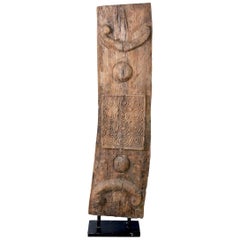 Sculpture ancienne en bois sculpté