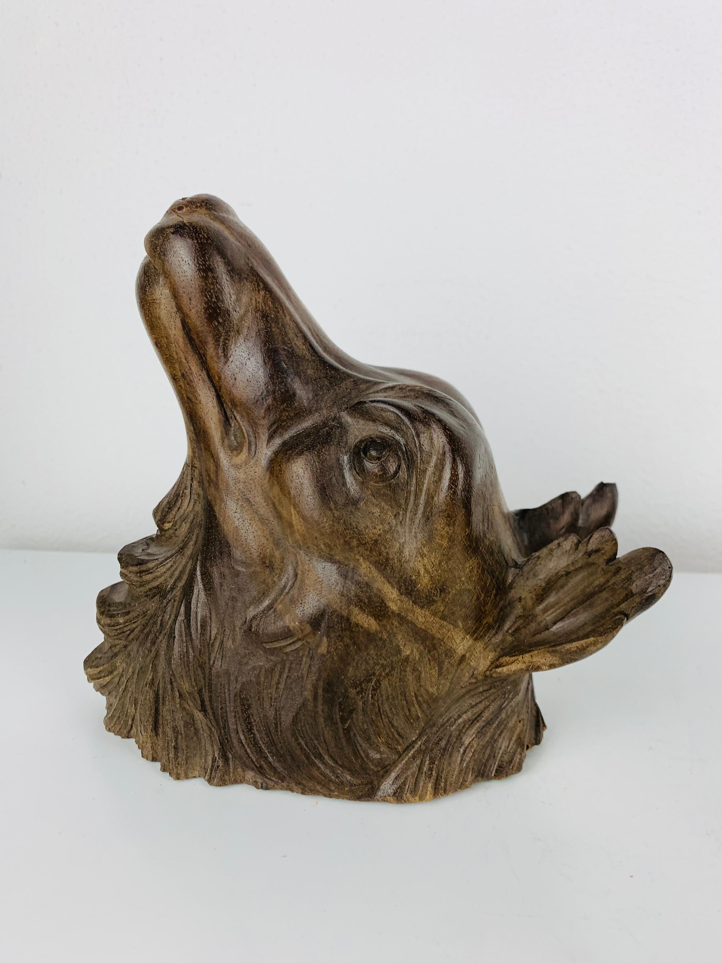 Antica testa di lupo e di cinghiale in legno intagliato, sculture in legno, arte popolare in vendita 3